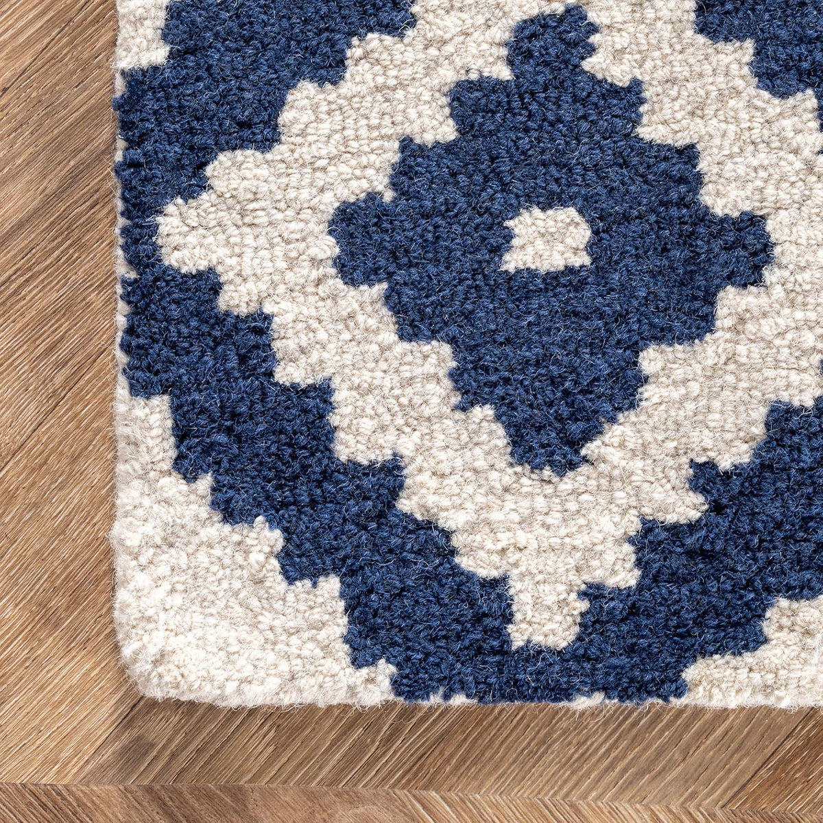 Coastal Diamond Premium Hand Tufted Carpet
