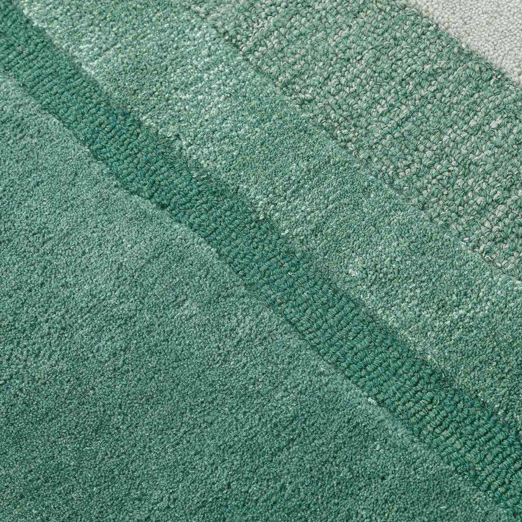 Harbor Irregular Hand Tufted Carpet