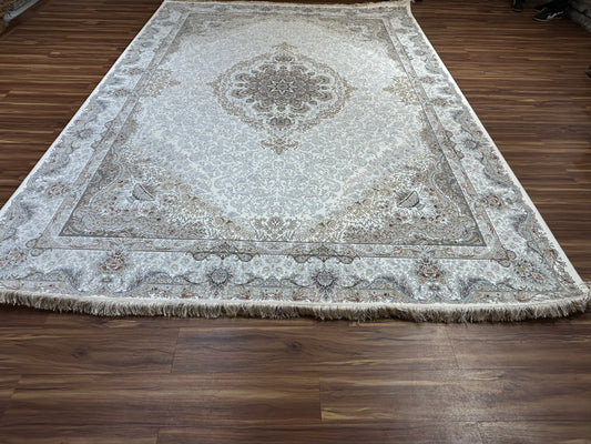 Niloufar Iranian Carpet & Rug 8x11