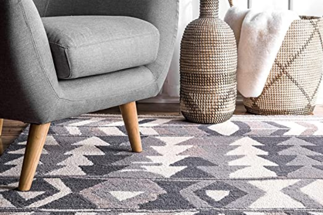 A Guide to Seasonal Rug Selection: Elevate Your Home Décor Year-Round