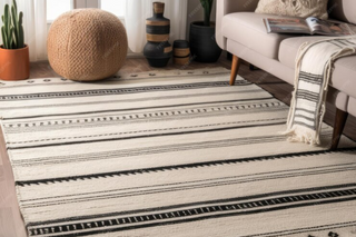 Area Rug: How to Select and Style Them in Your Home