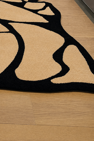 Qerania Irregular Hand Tufted Carpet