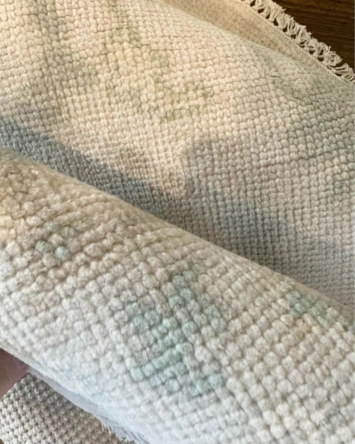 Evanesce Hand Knotted Carpet & Rugs