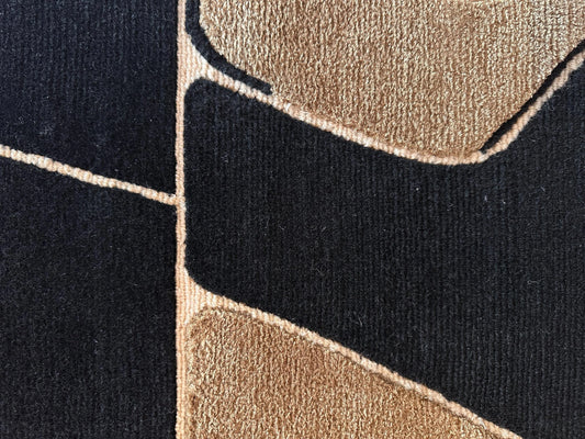 Zavira Irregular Hand Tufted Carpet & Rug