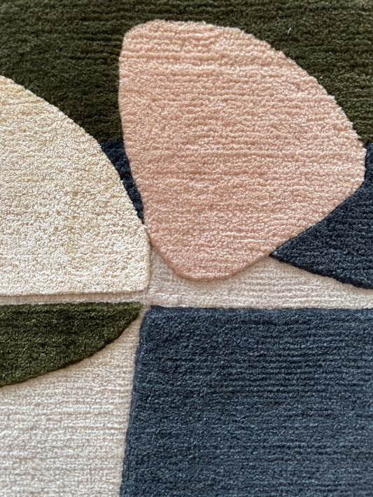 Veyra Irregular Hand Tufted Carpet & Rug