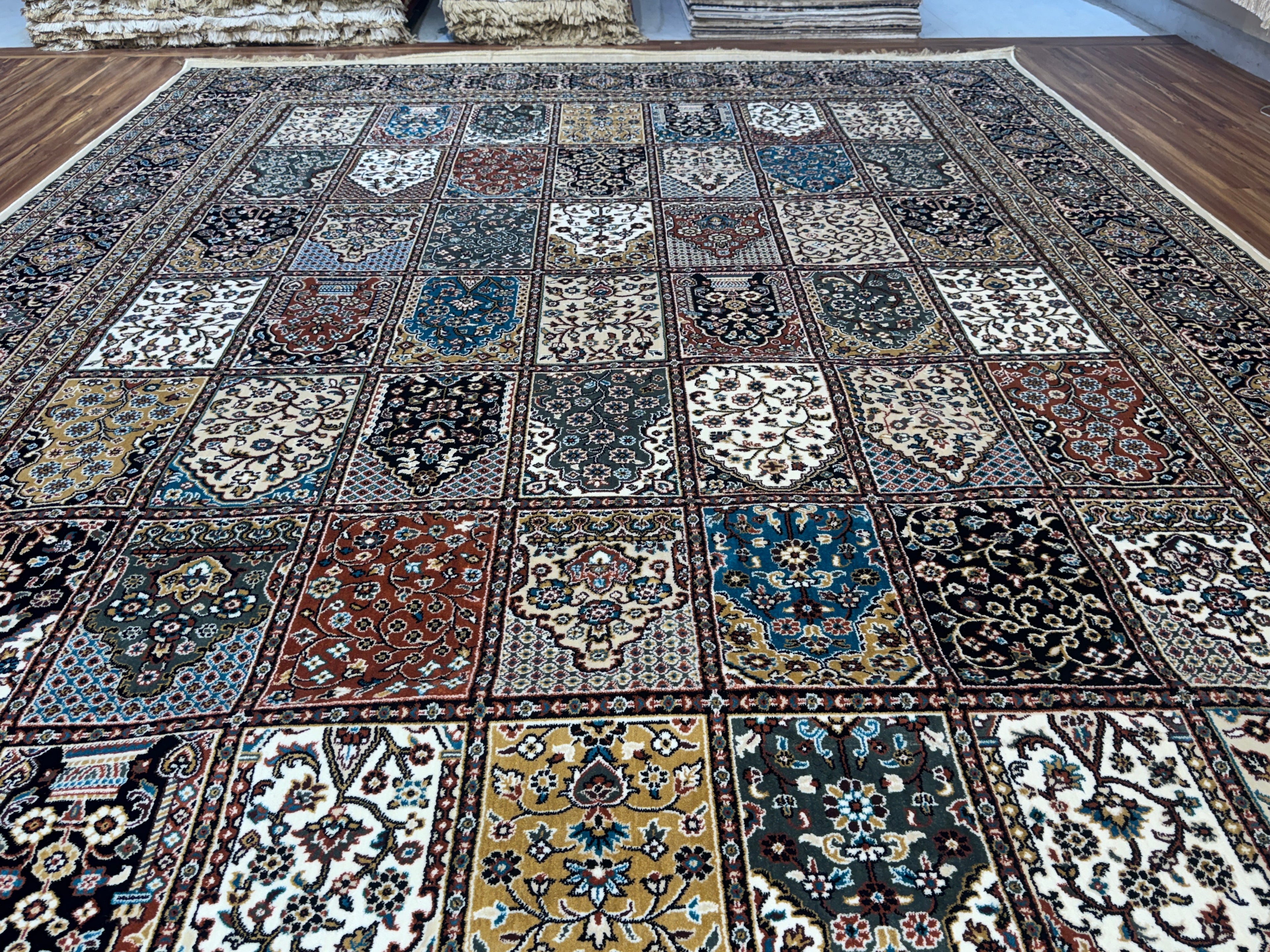 Zaeem Persian Carpet & Rug 9x12