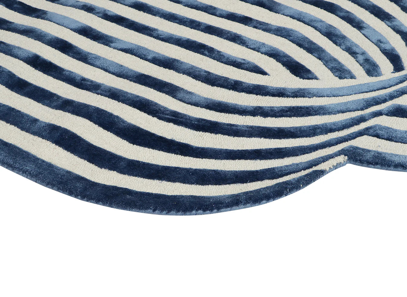 Vexa Irregular Hand Tufted Carpet & Rug