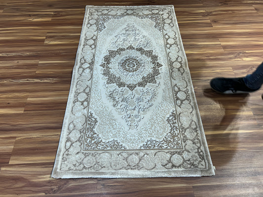 Nimbus Modern Carpet & Rug 2.7x5.1