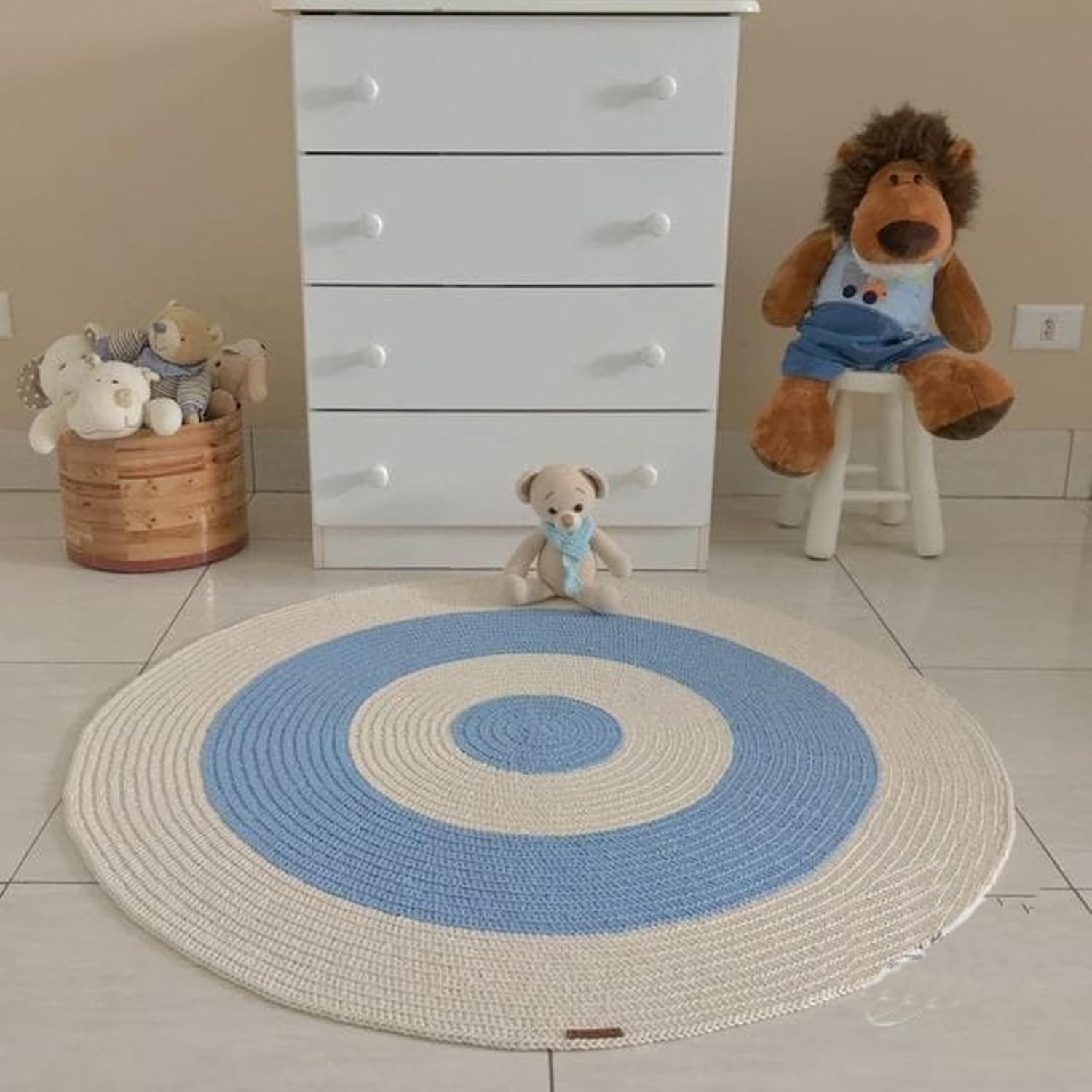 Nirmaan Round Jute Carpet & Rugs