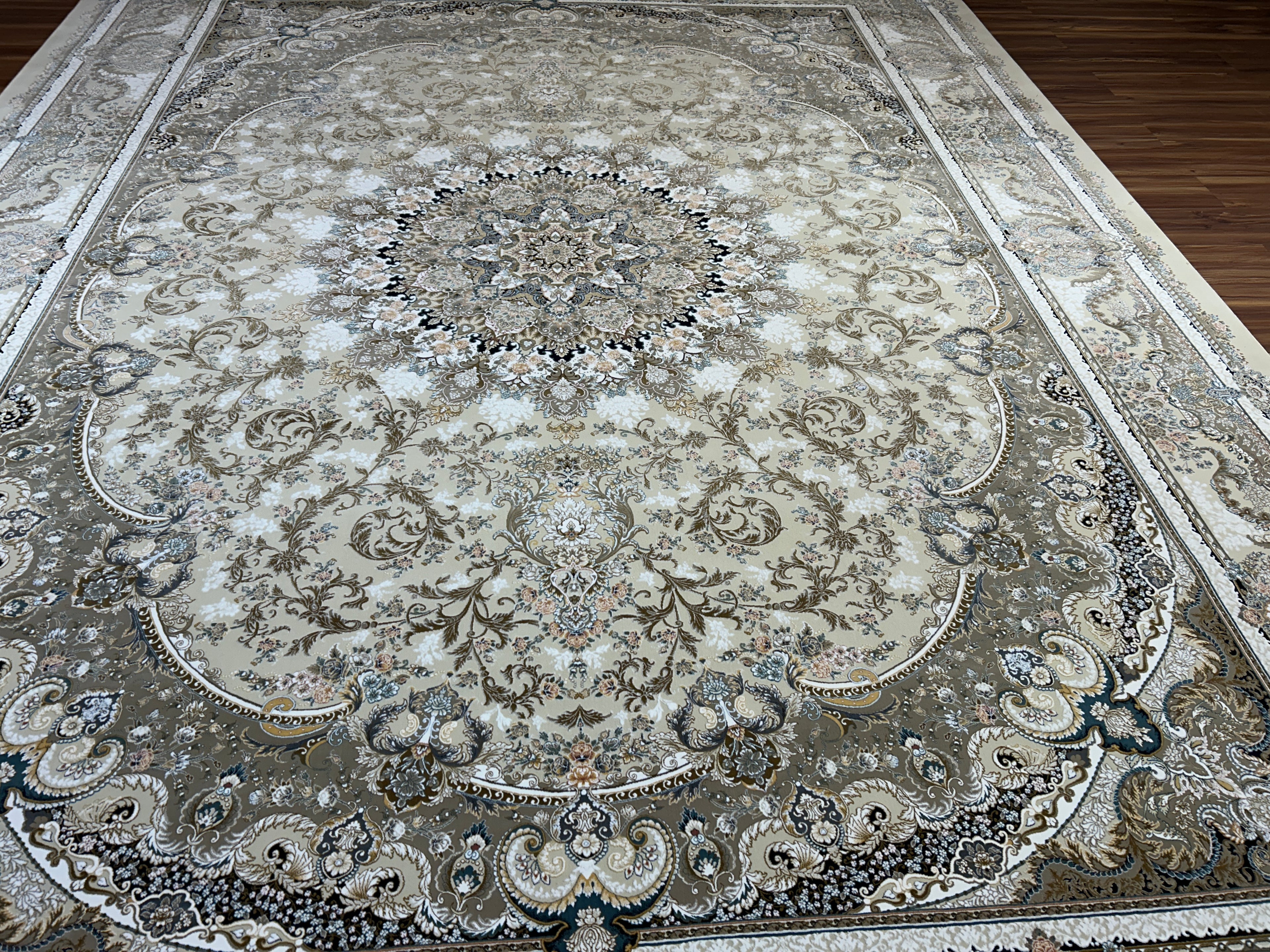 Parvaneh Iranian Carpet & Rug 9x12