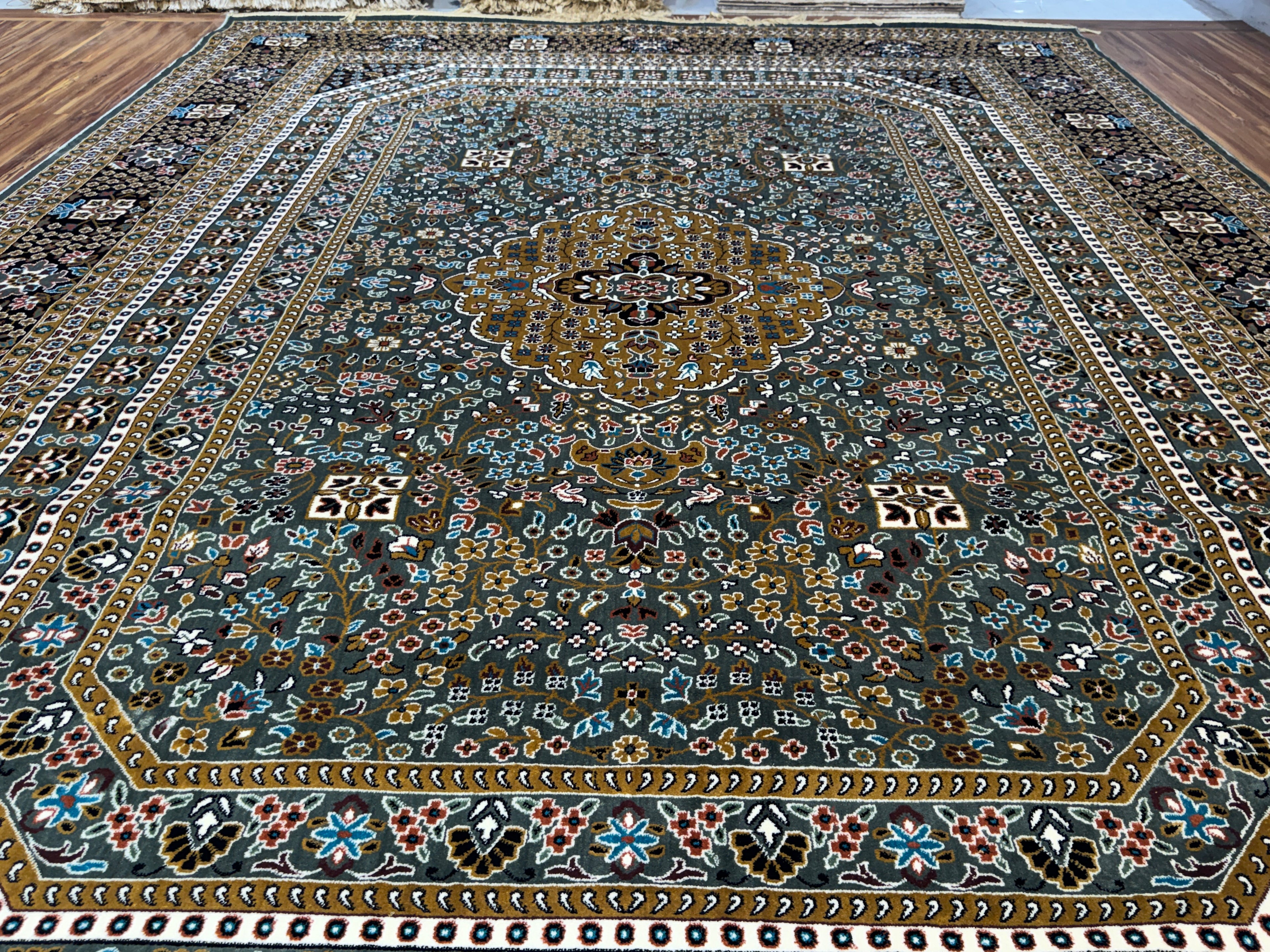 Zidan Persian Carpet & Rug 9x12