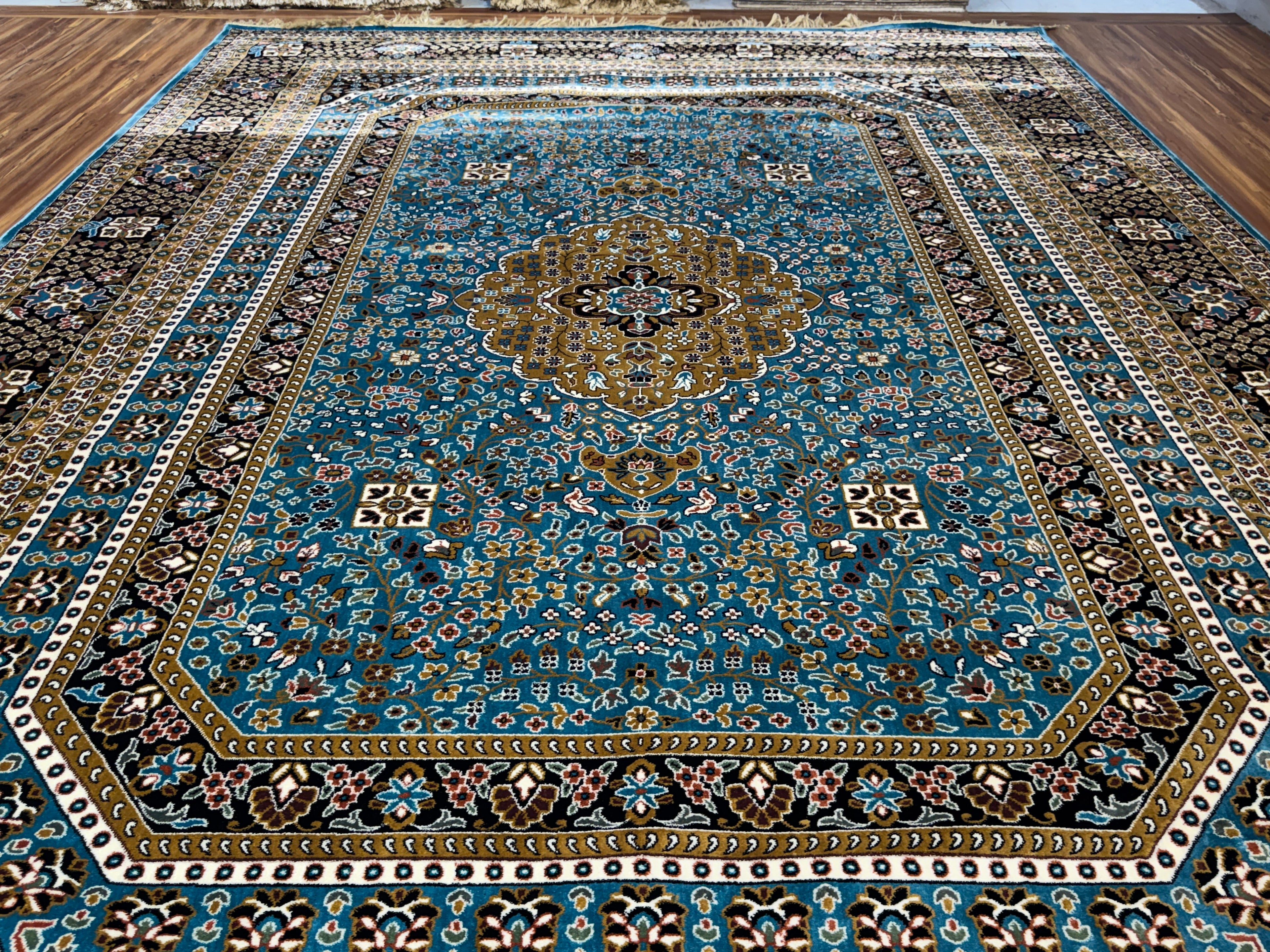 Reyaan Persian Carpet & Rug 9x12