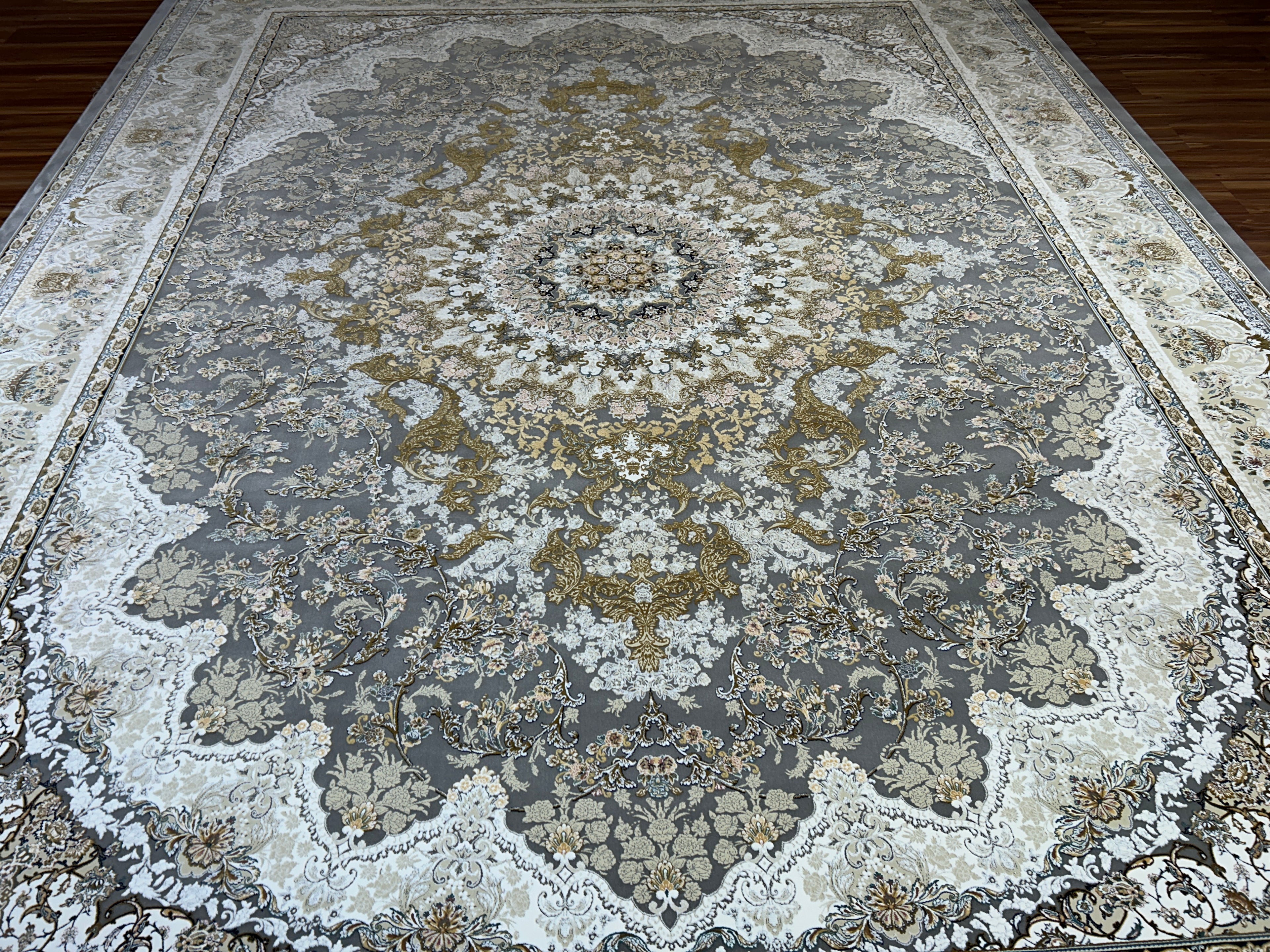 Sahand Iranian Carpet & Rug 9x12