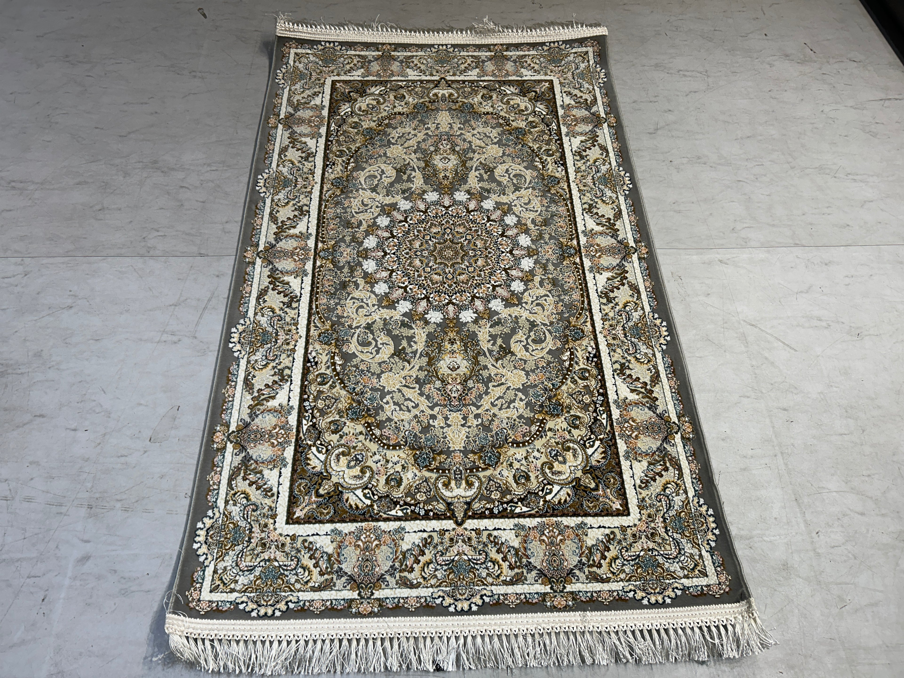 Dorsmeh Iranian Carpet & Rug 3x5