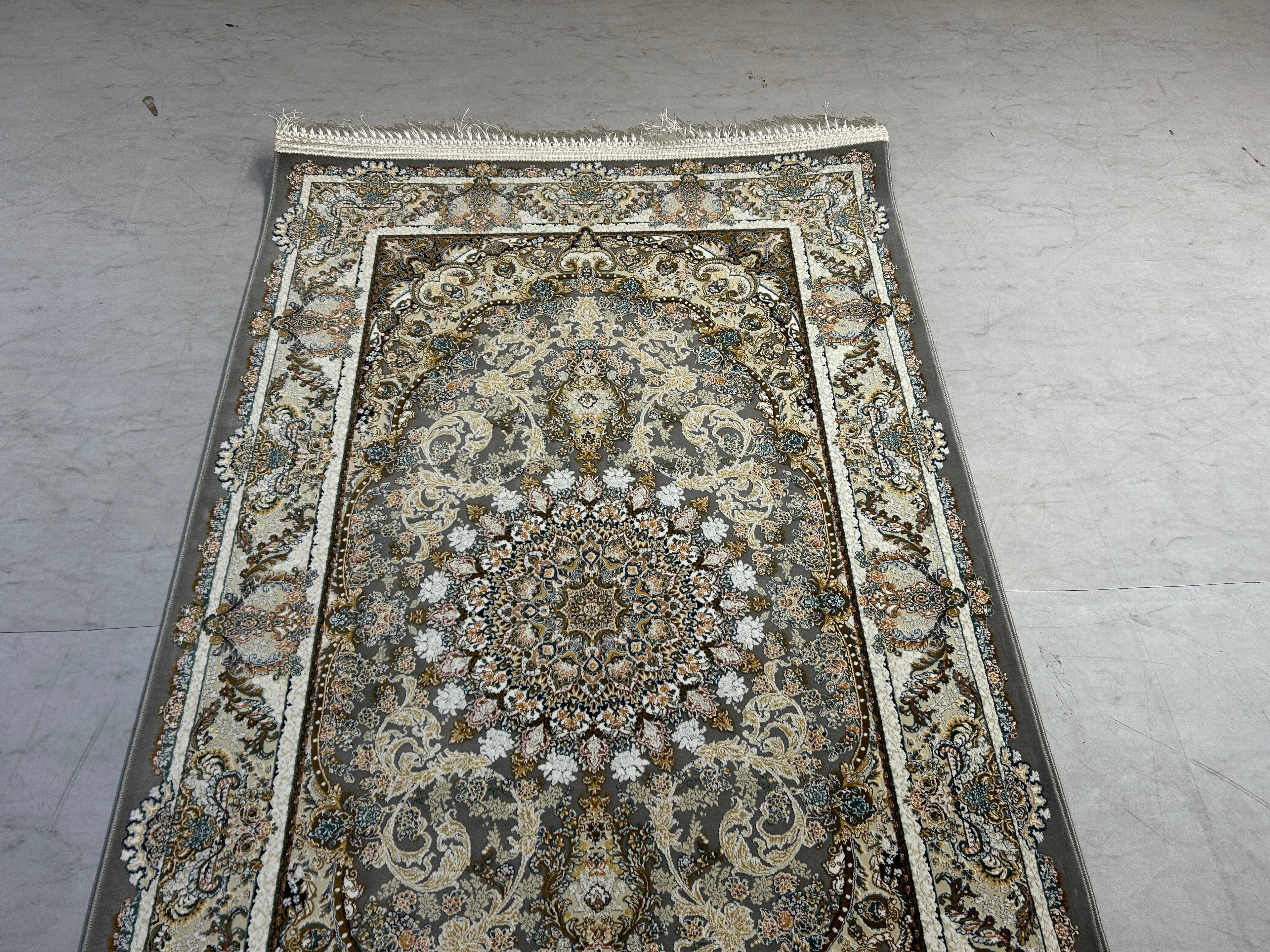 Dorsmeh Iranian Carpet & Rug 3x5