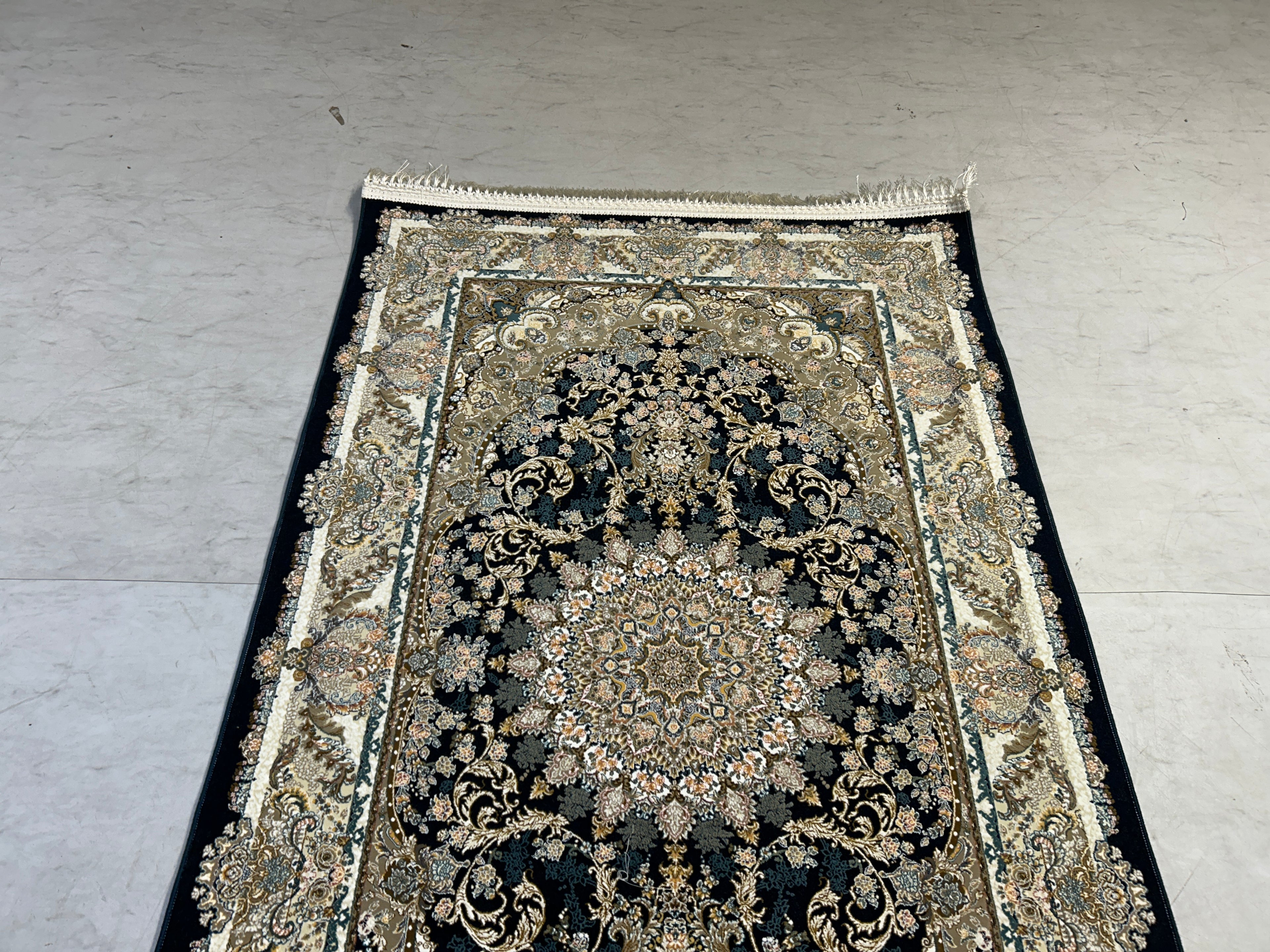 Parmeh Iranian Carpet & Rug 3x5