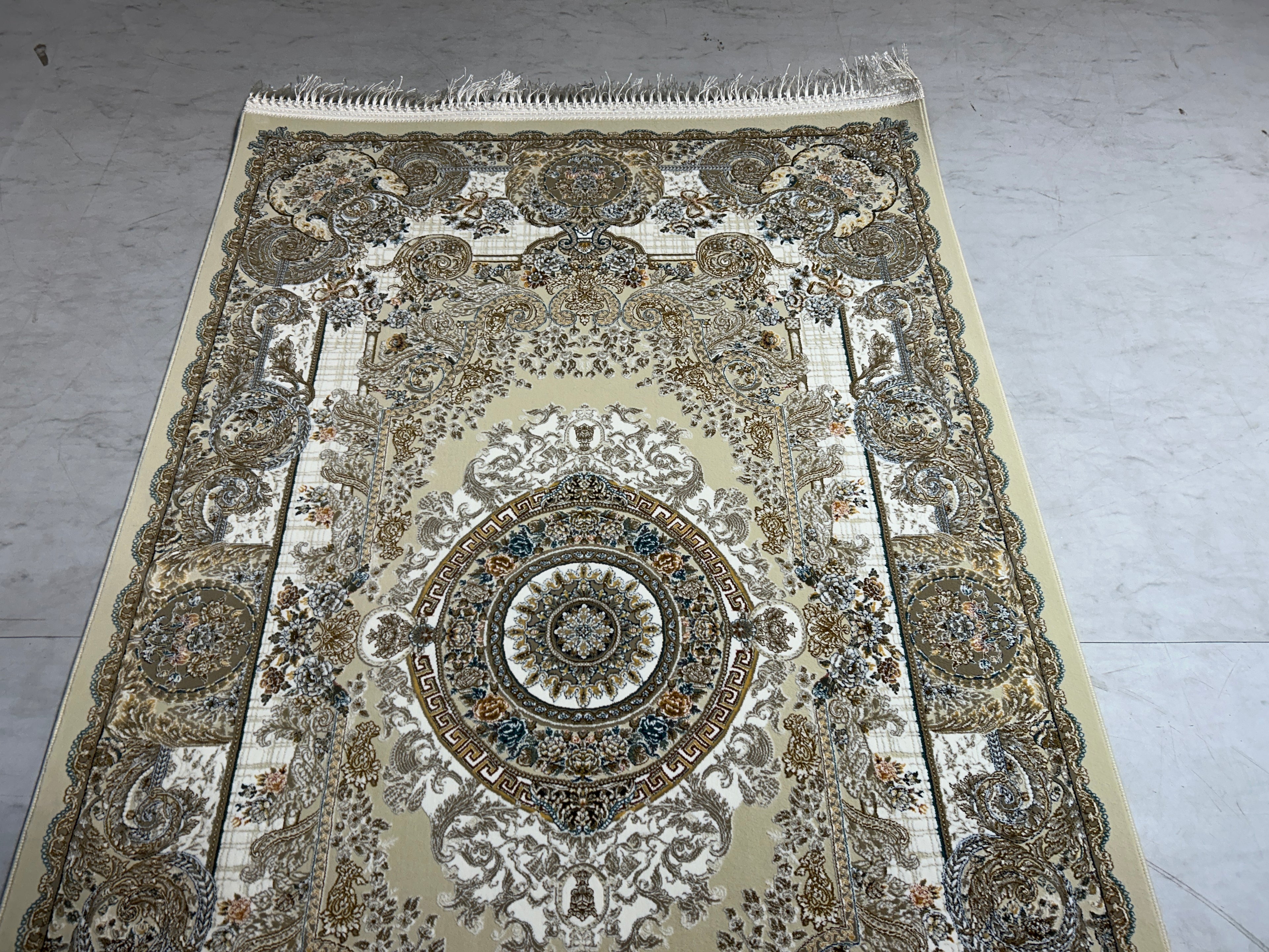 Sharmeh Iranian Carpet & Rug 3x5