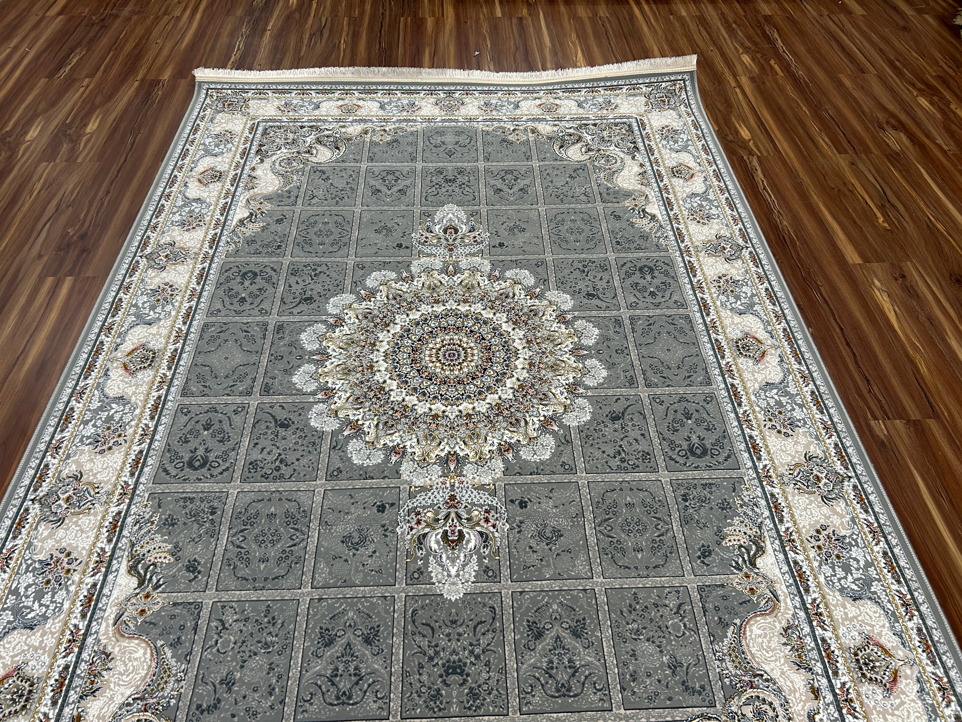 Zohal Iranian Carpet & Rug 4x6