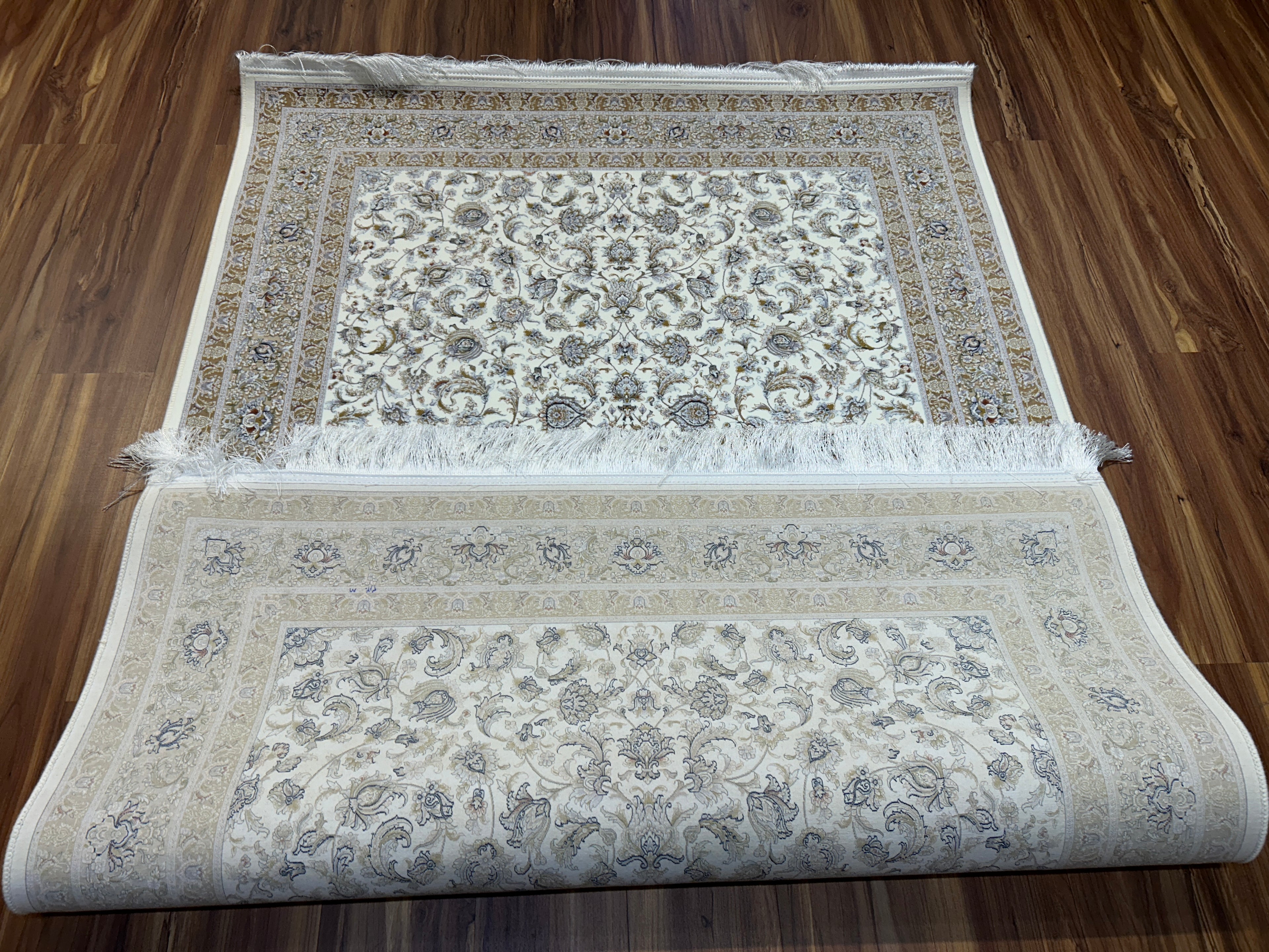 Yeganeh Iranian Carpet & Rug 4x6