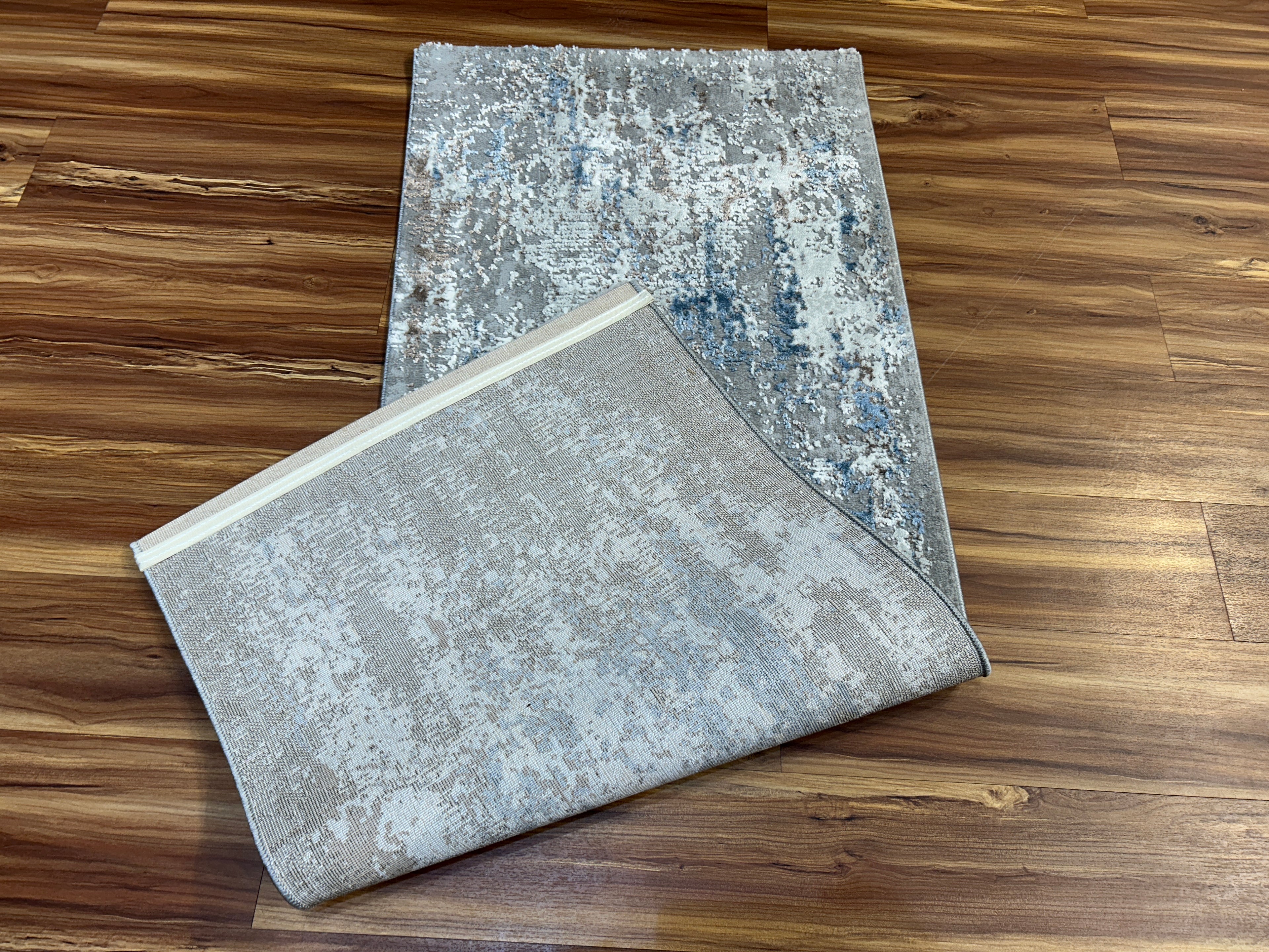 Vira Modern Carpet & Rug 2X5