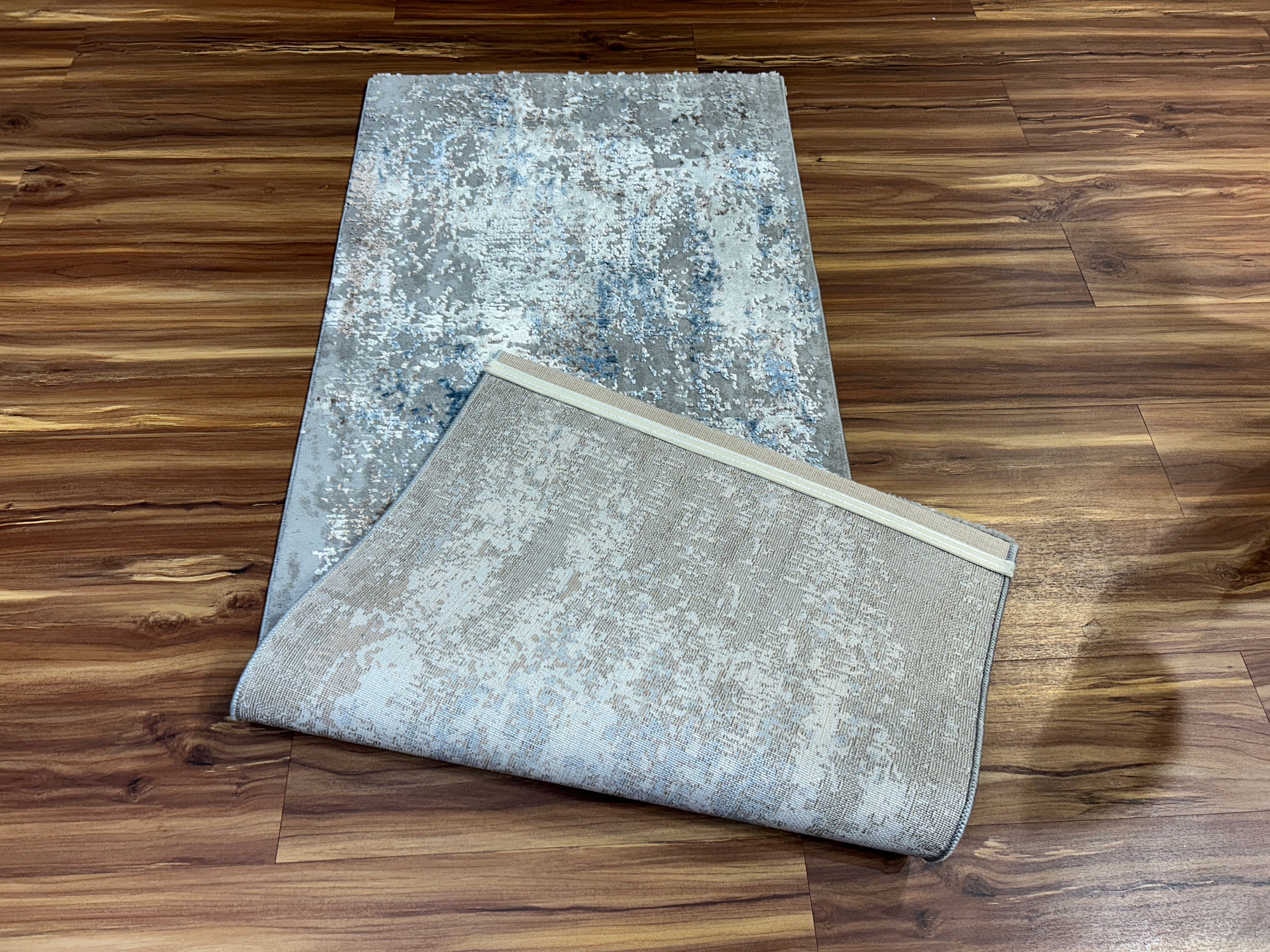 Yuvo Modern Carpet & Rug 2X5