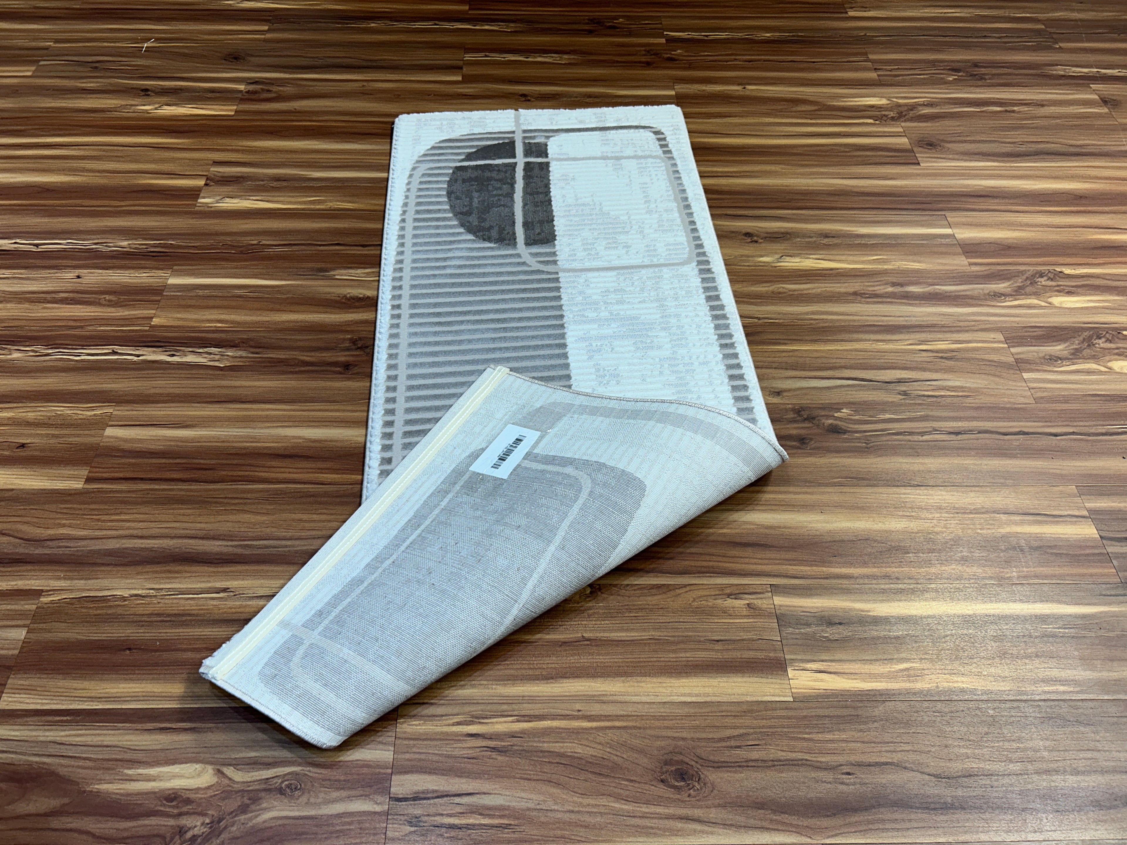 Faro Modern Carpet & Rug 2X5