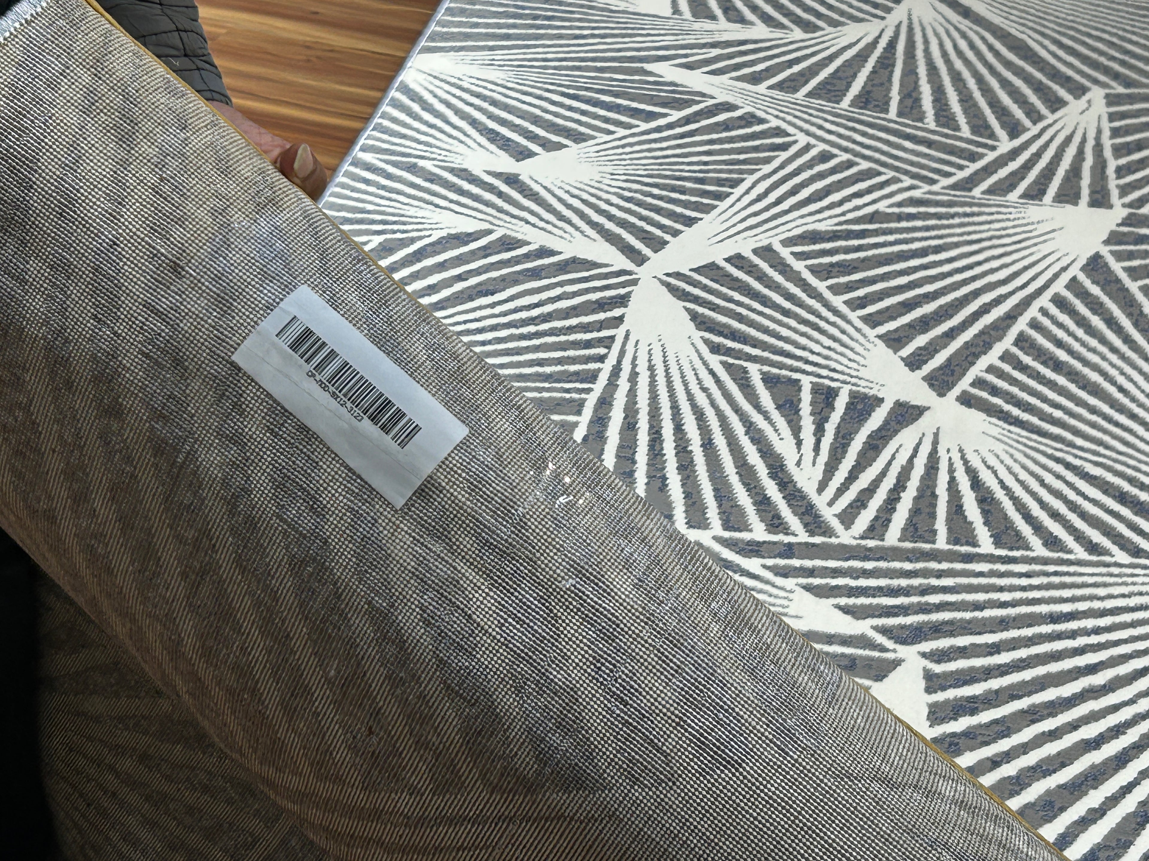 Iskara Modern Carpet & Rug 9X12