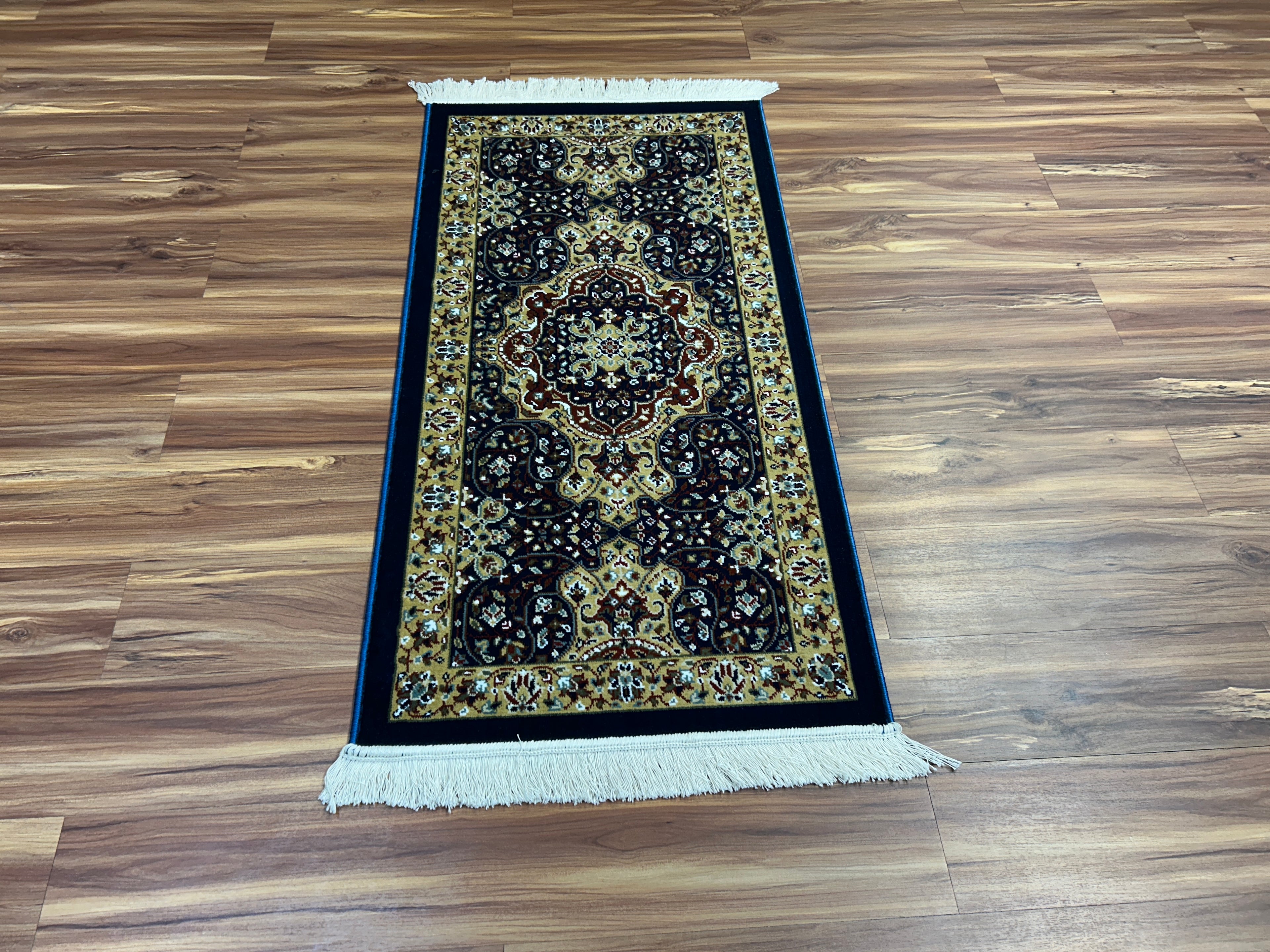 Faris Persian Carpet & Rug 2x4