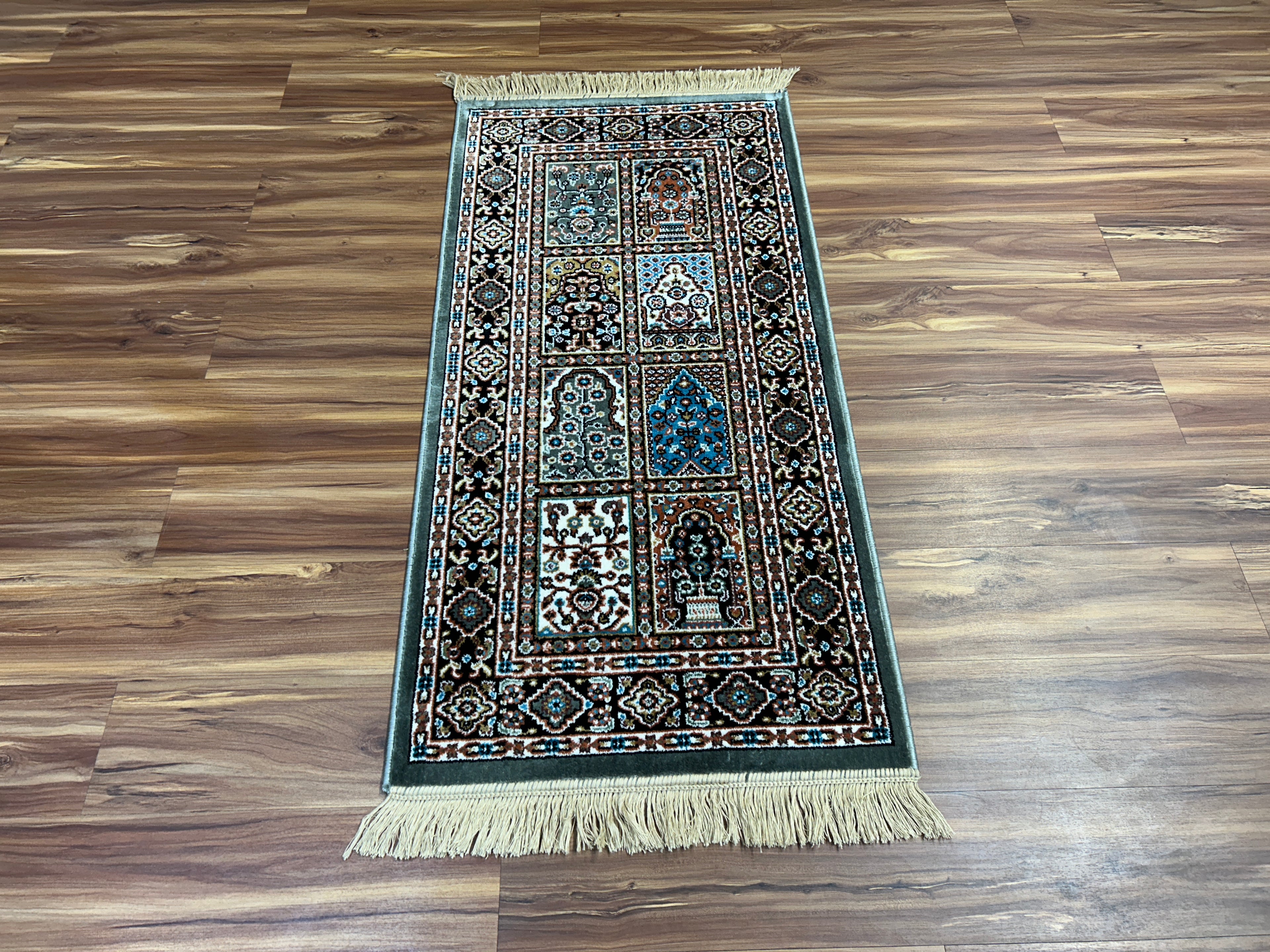 Arman Persian Carpet & Rug 2x4