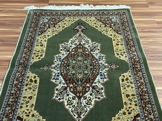 Zarina Persian Carpet & Rug 3x5