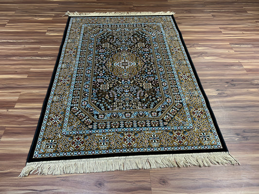Urmia Persian Carpet & Rug 4x6