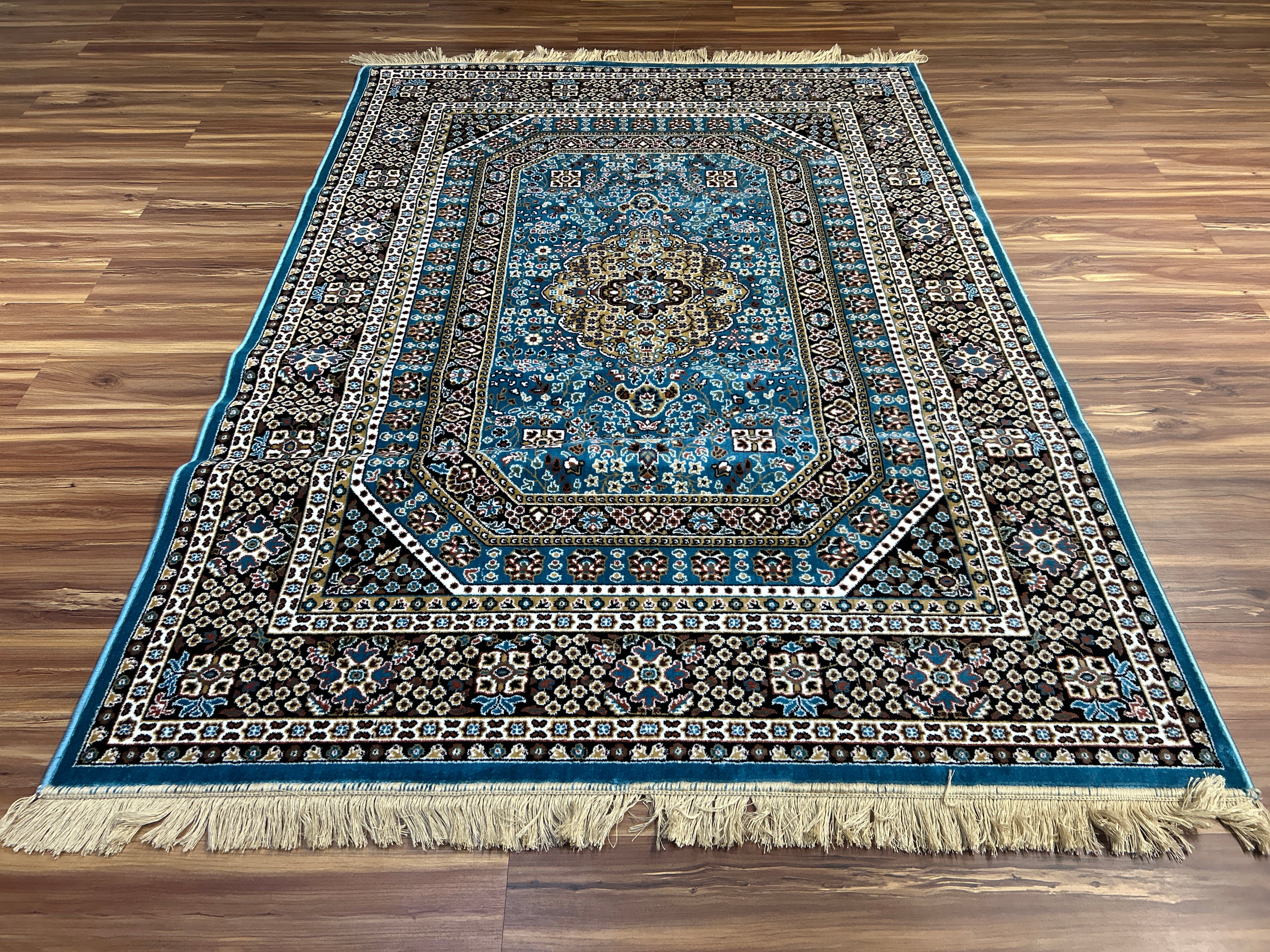 Ahsan Persian Carpet & Rug 5x7