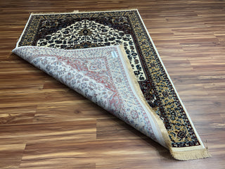 Sadiq Persian Carpet & Rug 5x7