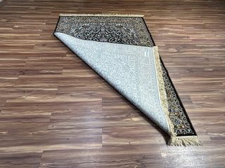 Wahid Persian Carpet & Rug 5x7