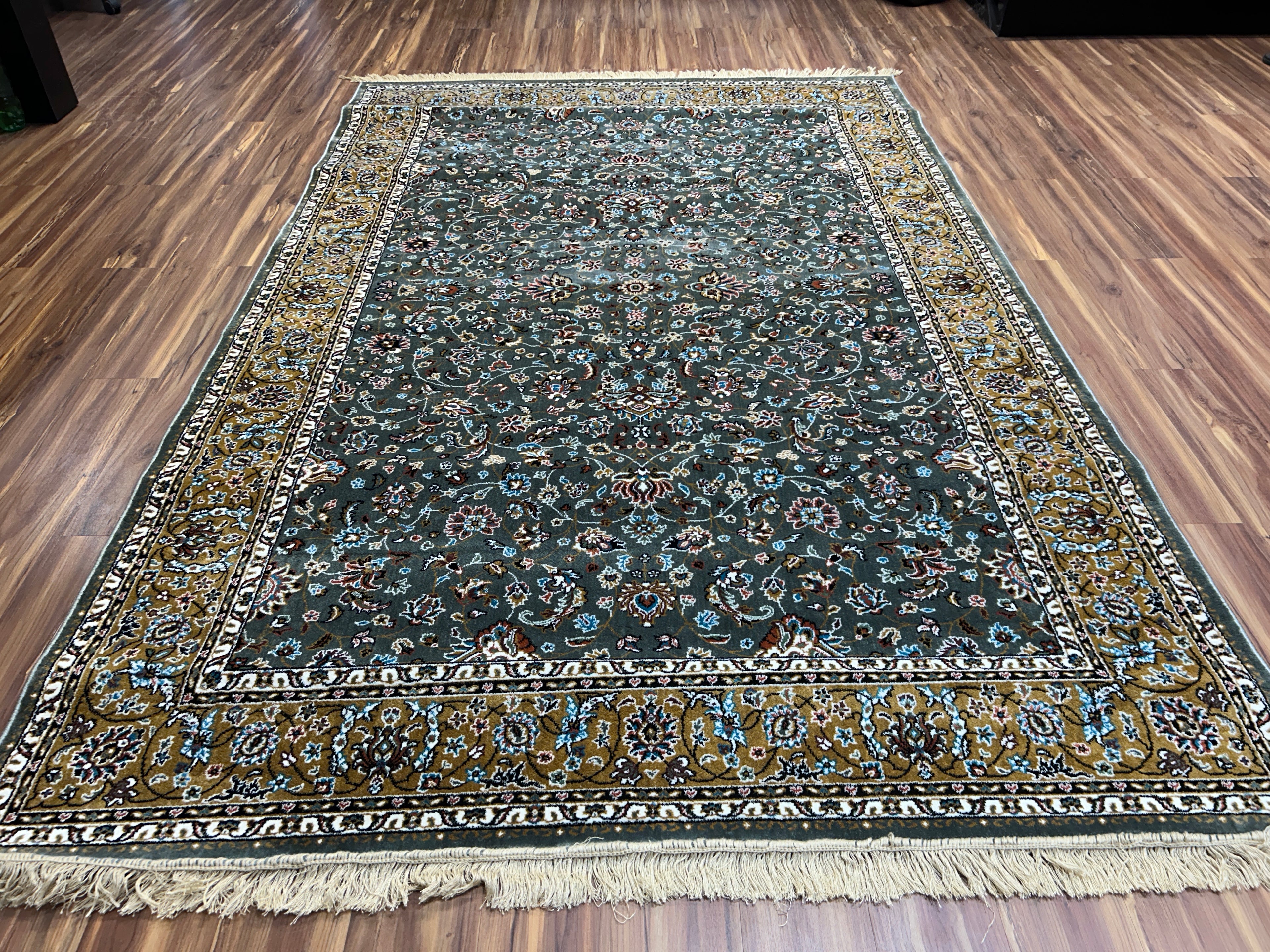 Aleena Persian Carpet & Rug 6x9
