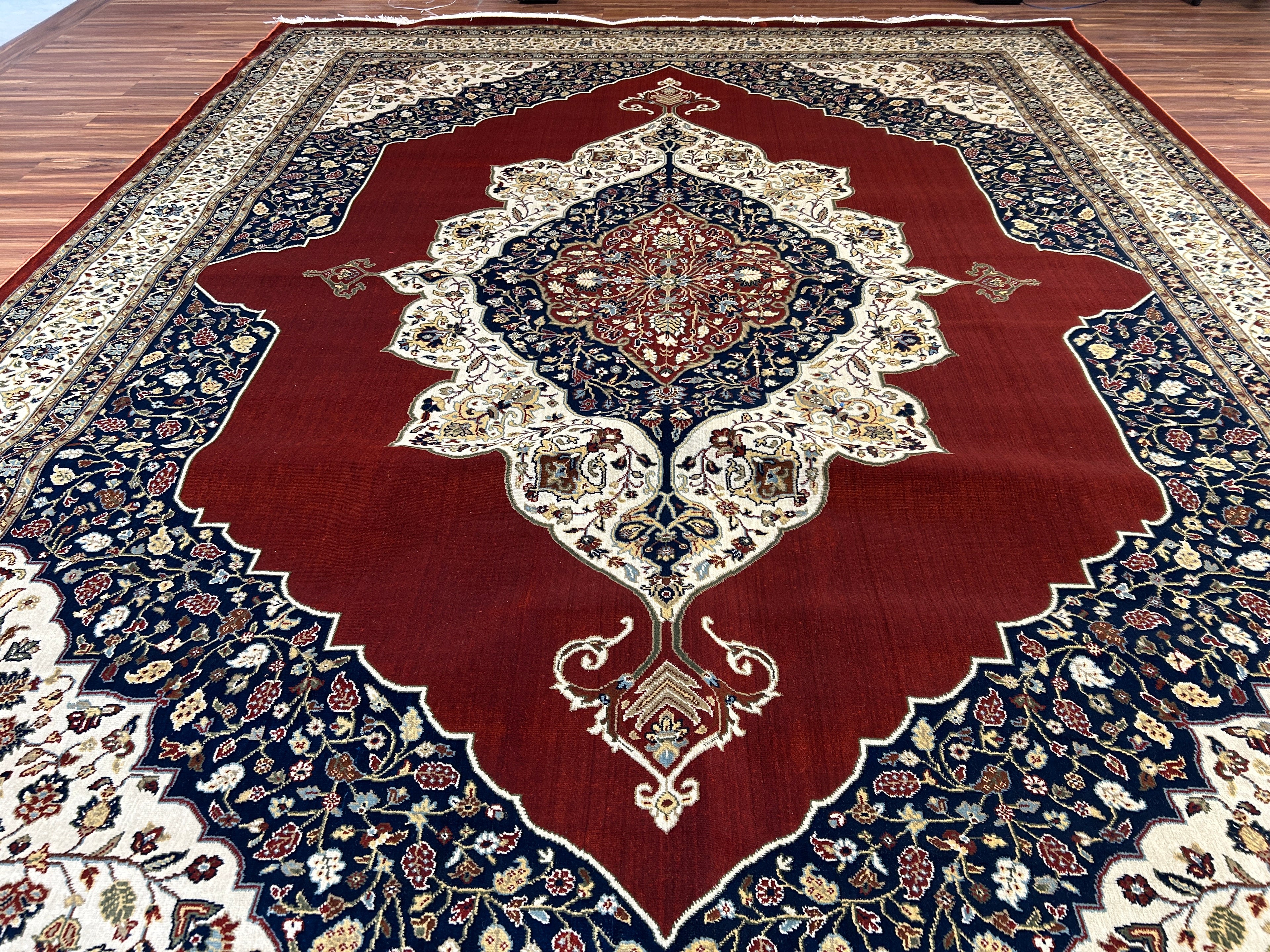 Ariz Persian Carpet & Rug 9x12