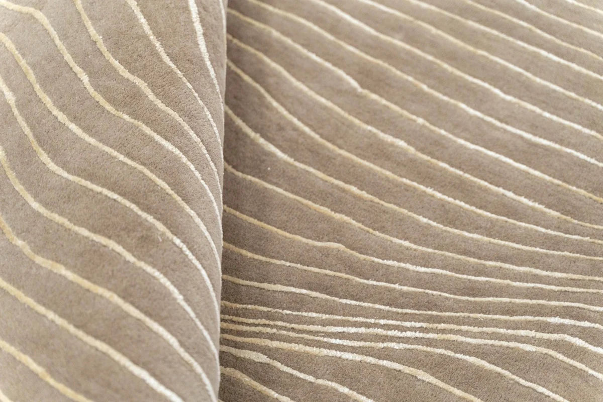 Velvet Irregular Hand Tufted Carpet & Rug