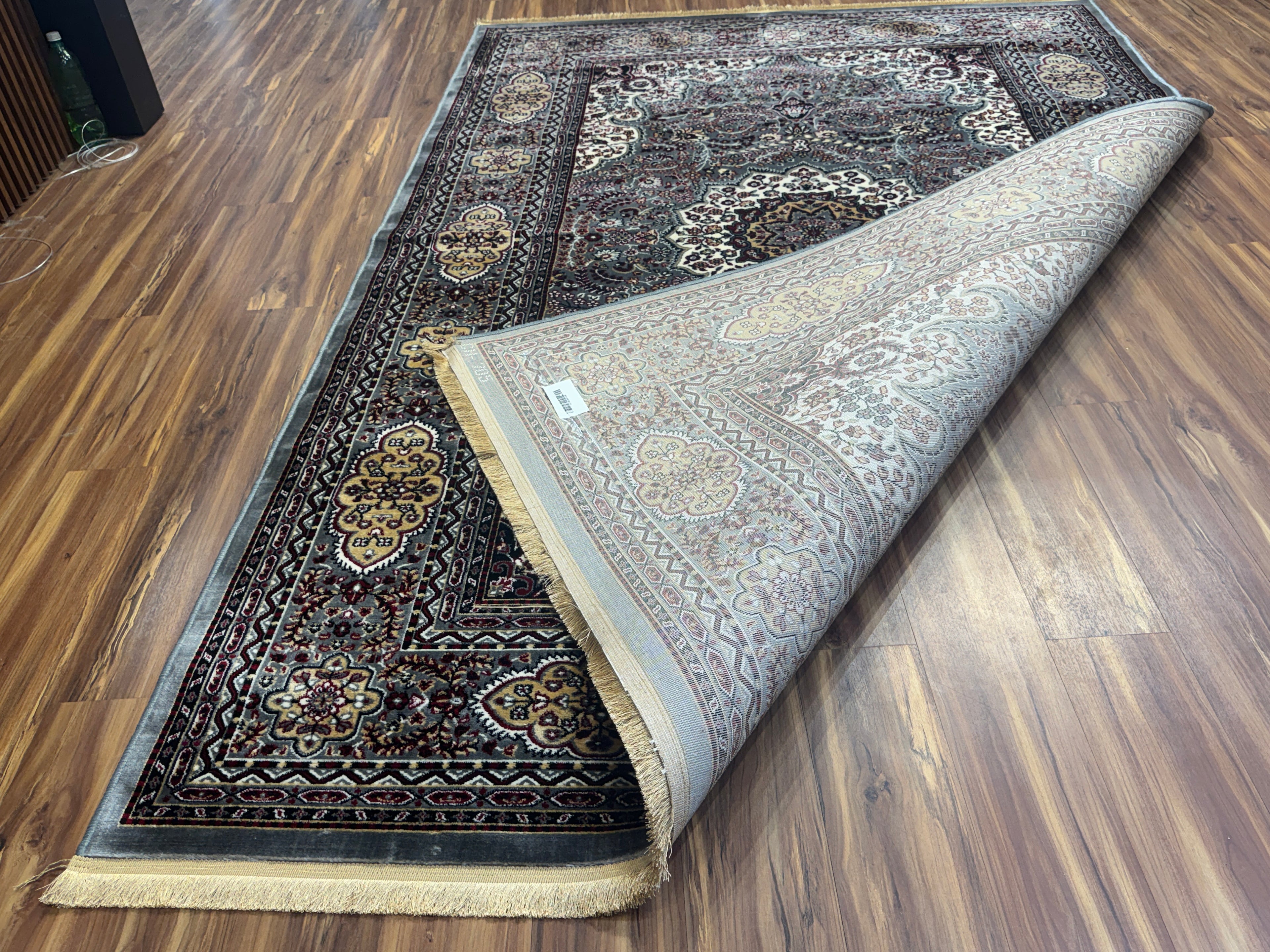 Maira Persian Carpet & Rug 6x9