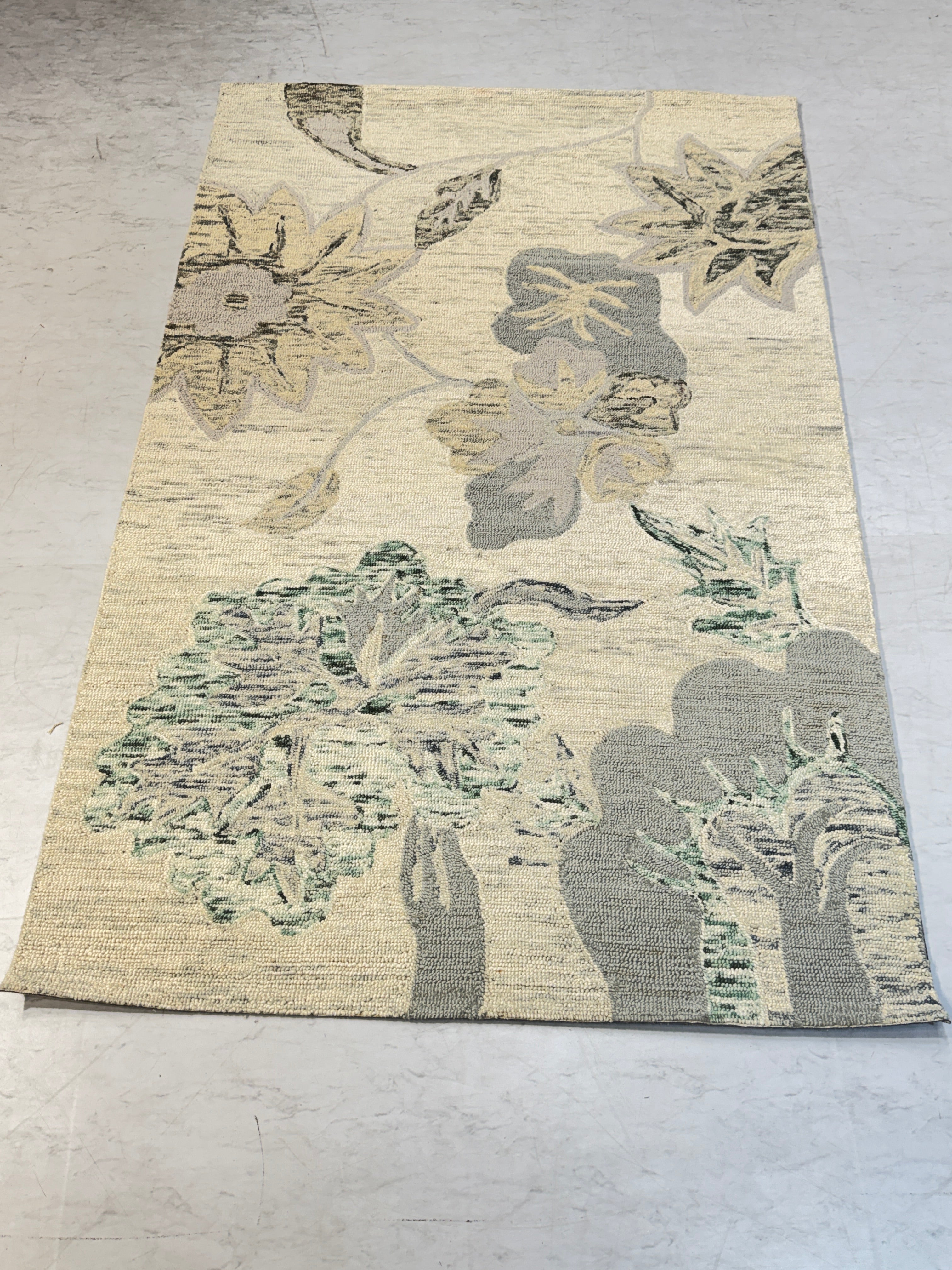 Gloomy Hand Tufted Carpet & Rug