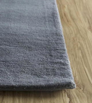 Chromic Hand Tufted Carpet & Rug