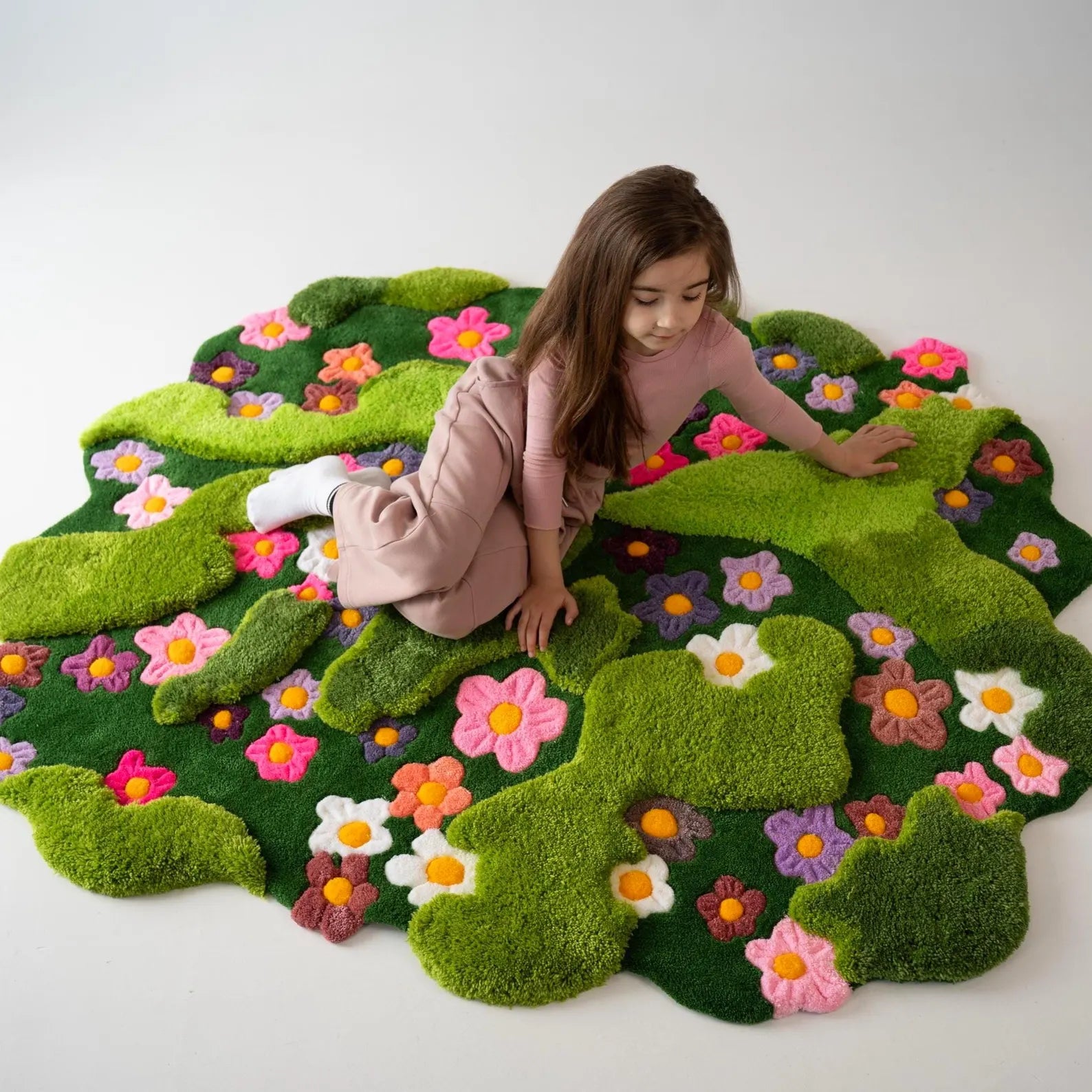 Meadow Moss Hand Tufted Carpet & Rug