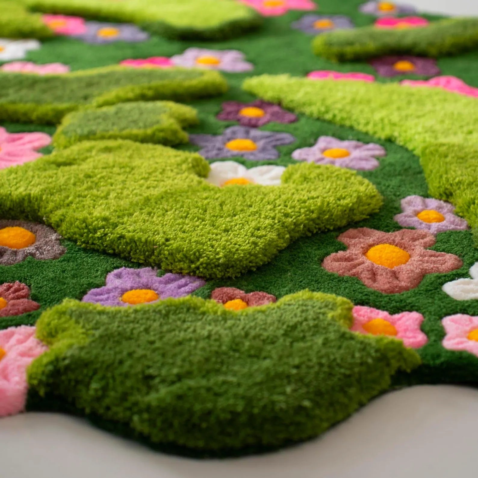Meadow Moss Hand Tufted Carpet & Rug