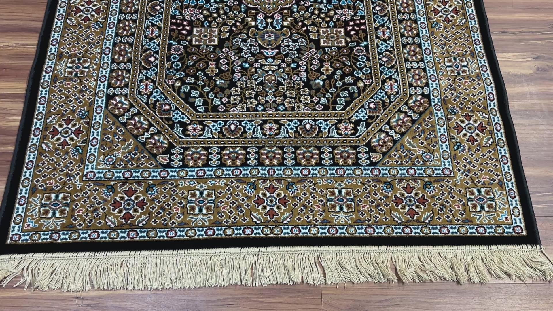 Urmia Persian Carpet & Rug 4x6