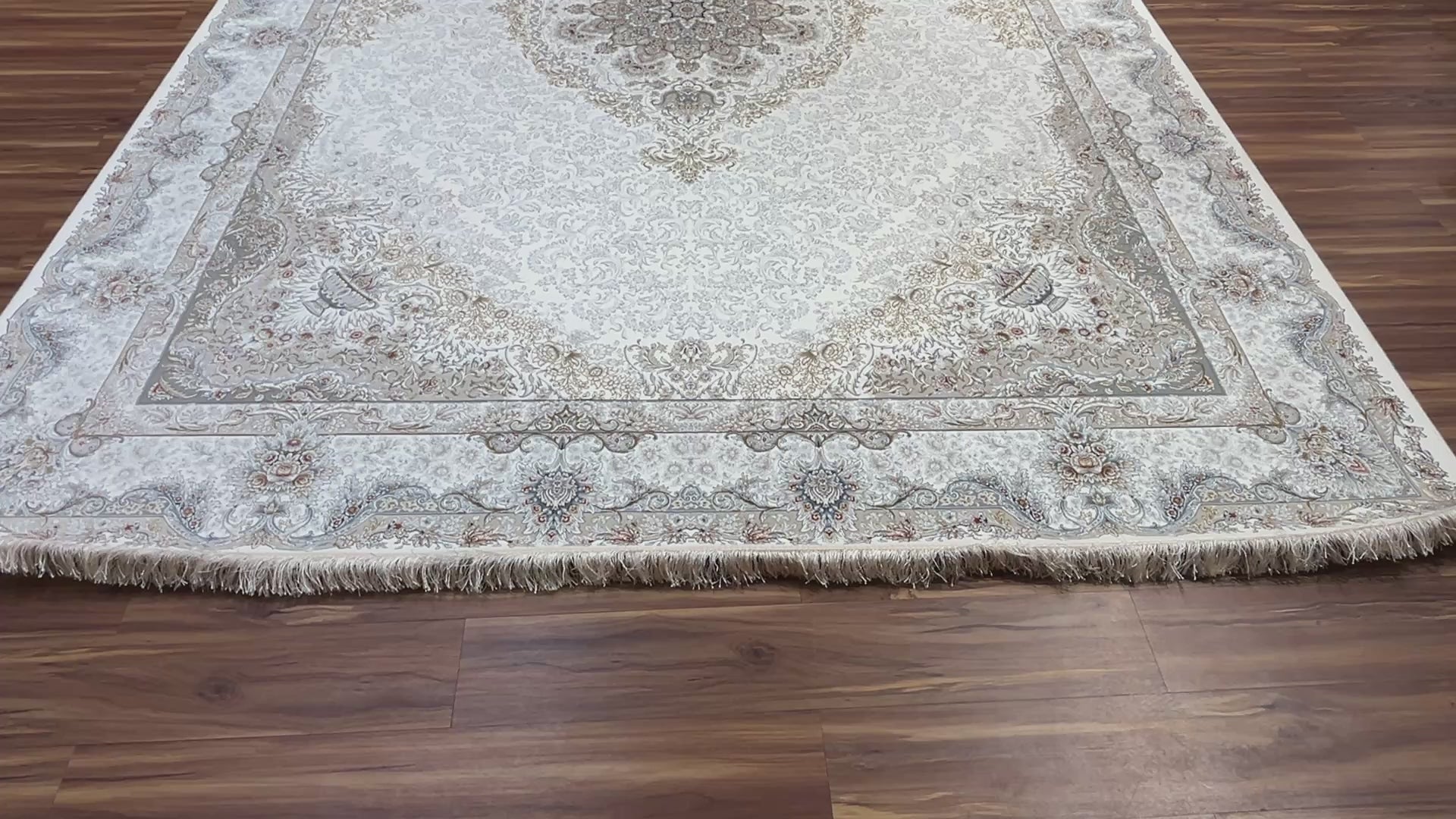 Niloufar Iranian Carpet & Rug 8x11