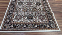 Munir Persian Carpet & Rug 5x7