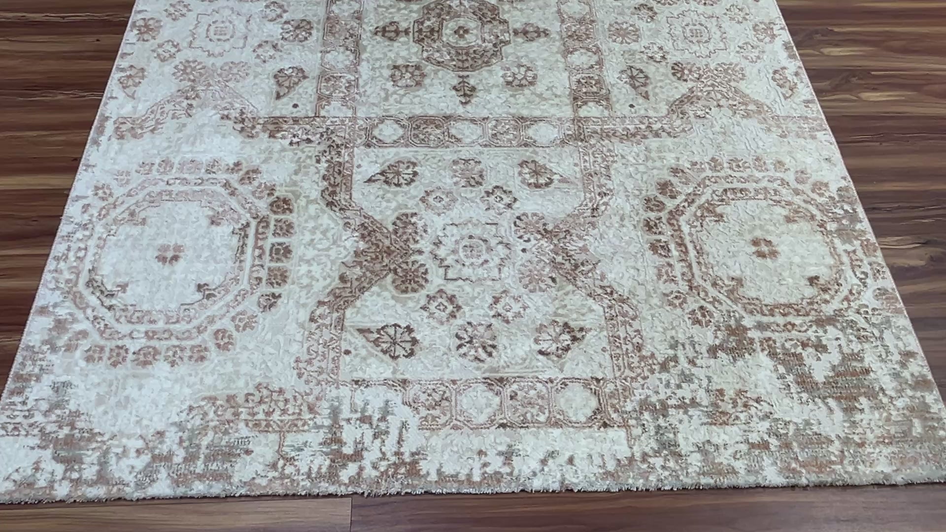 Mica Modern Carpet & Rug 5x7