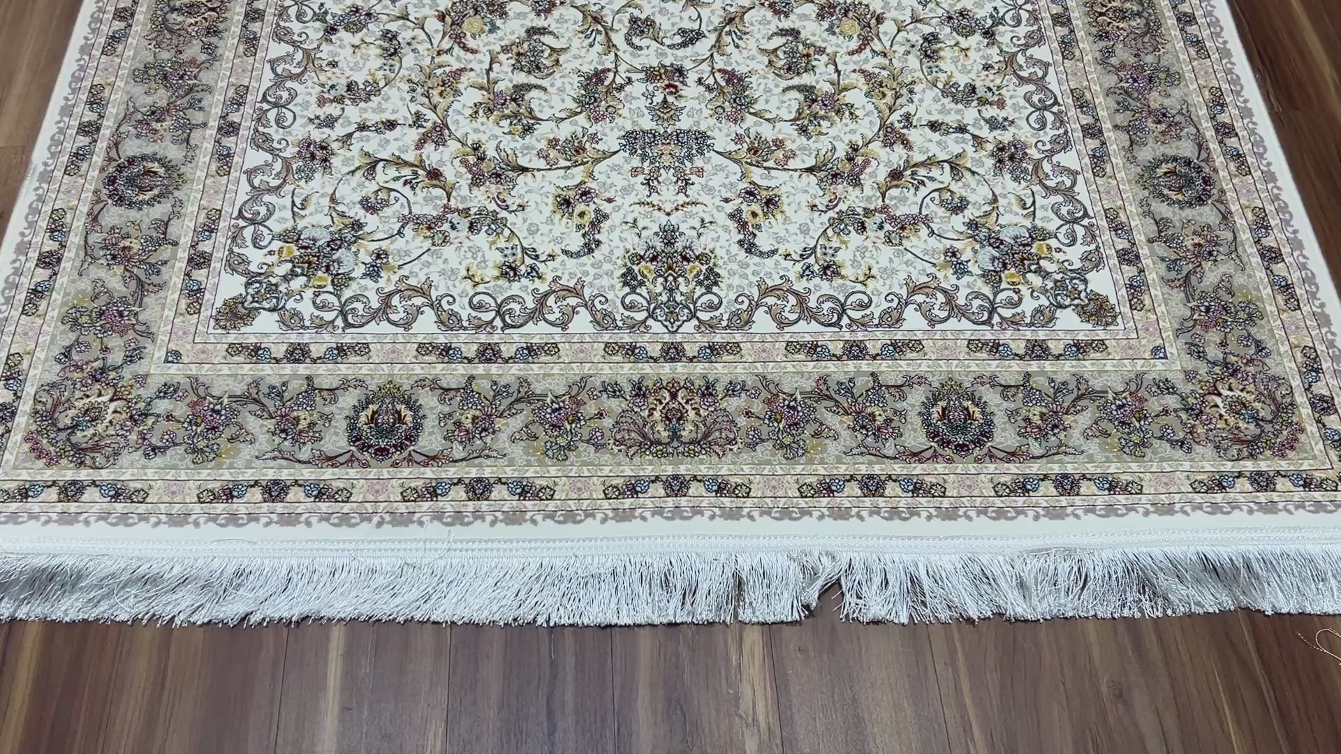 Arezou Iranian Carpet & Rug 5x7