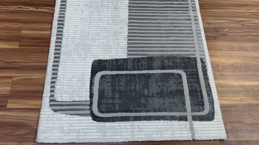 Monolith Modern Carpet & Rug 2.7x5.1