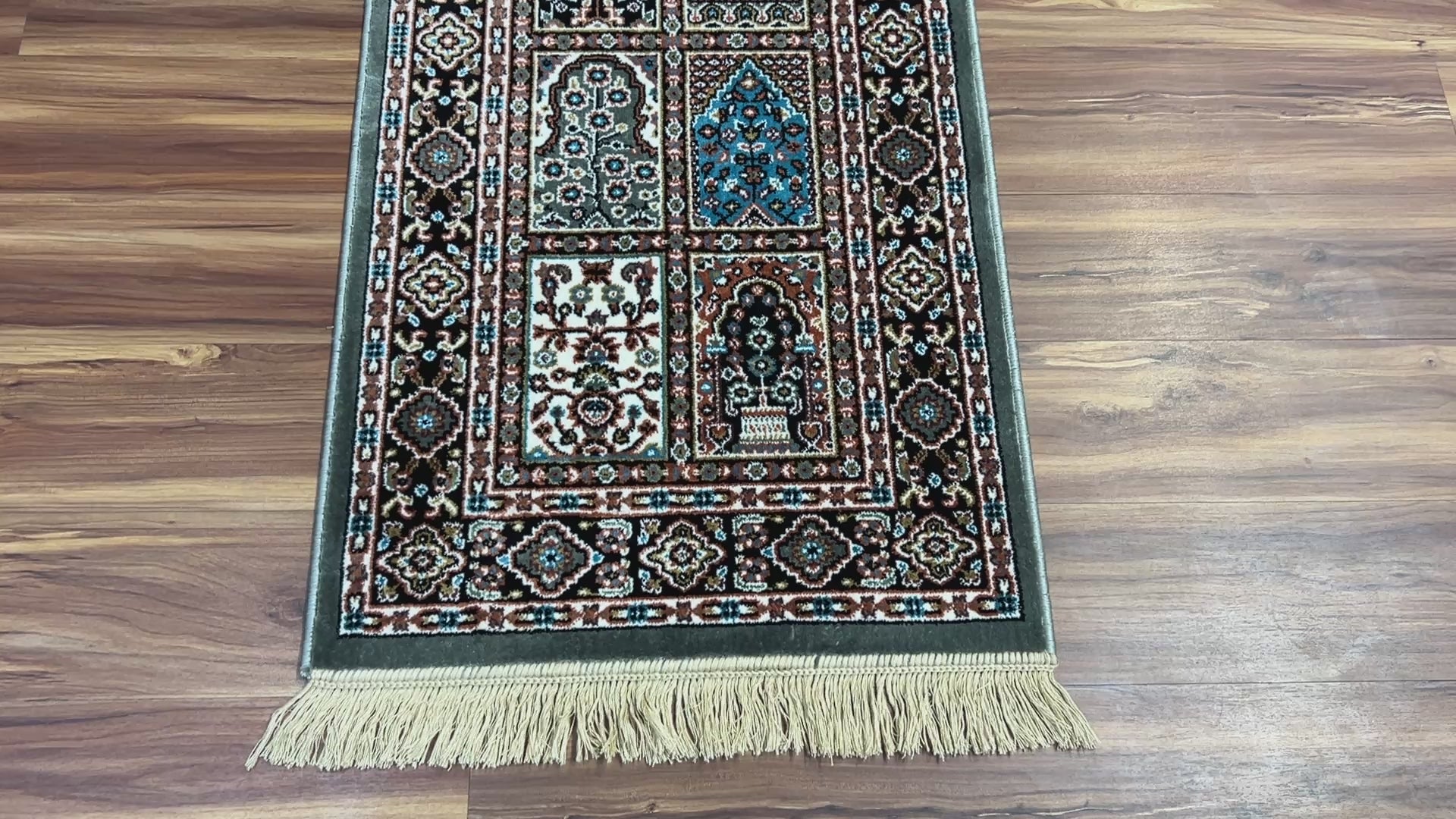 Arman Persian Carpet & Rug 2x4