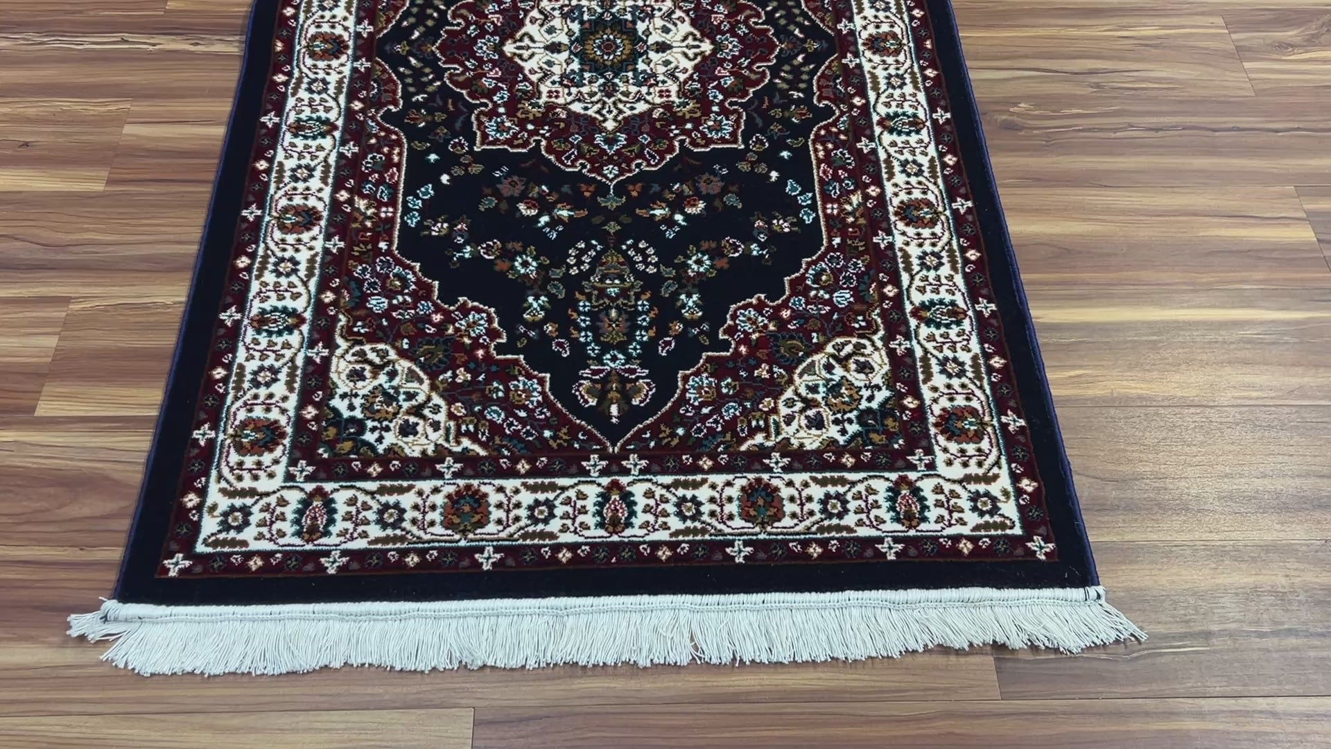 Niloufar Persian Carpet & Rug 3x5